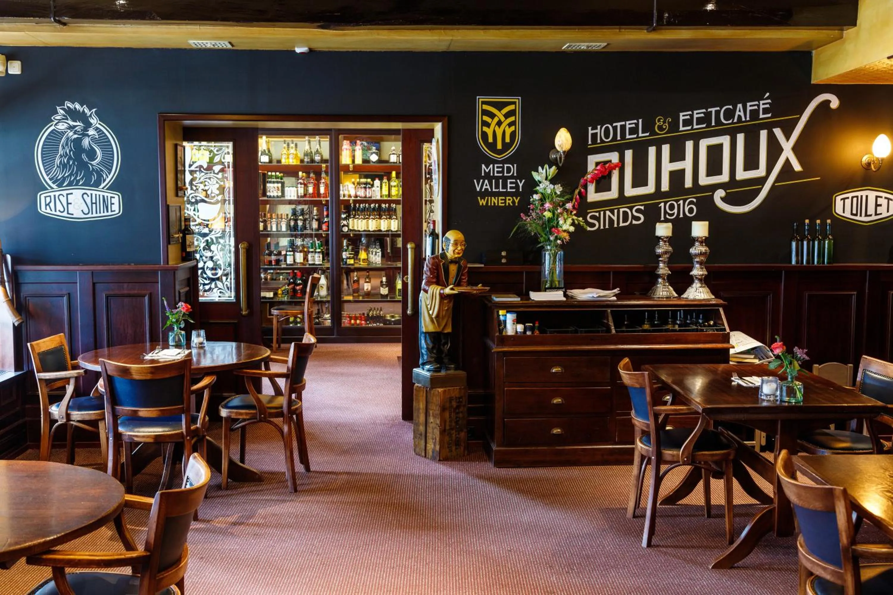 Restaurant/places to eat in Hotel Duhoux