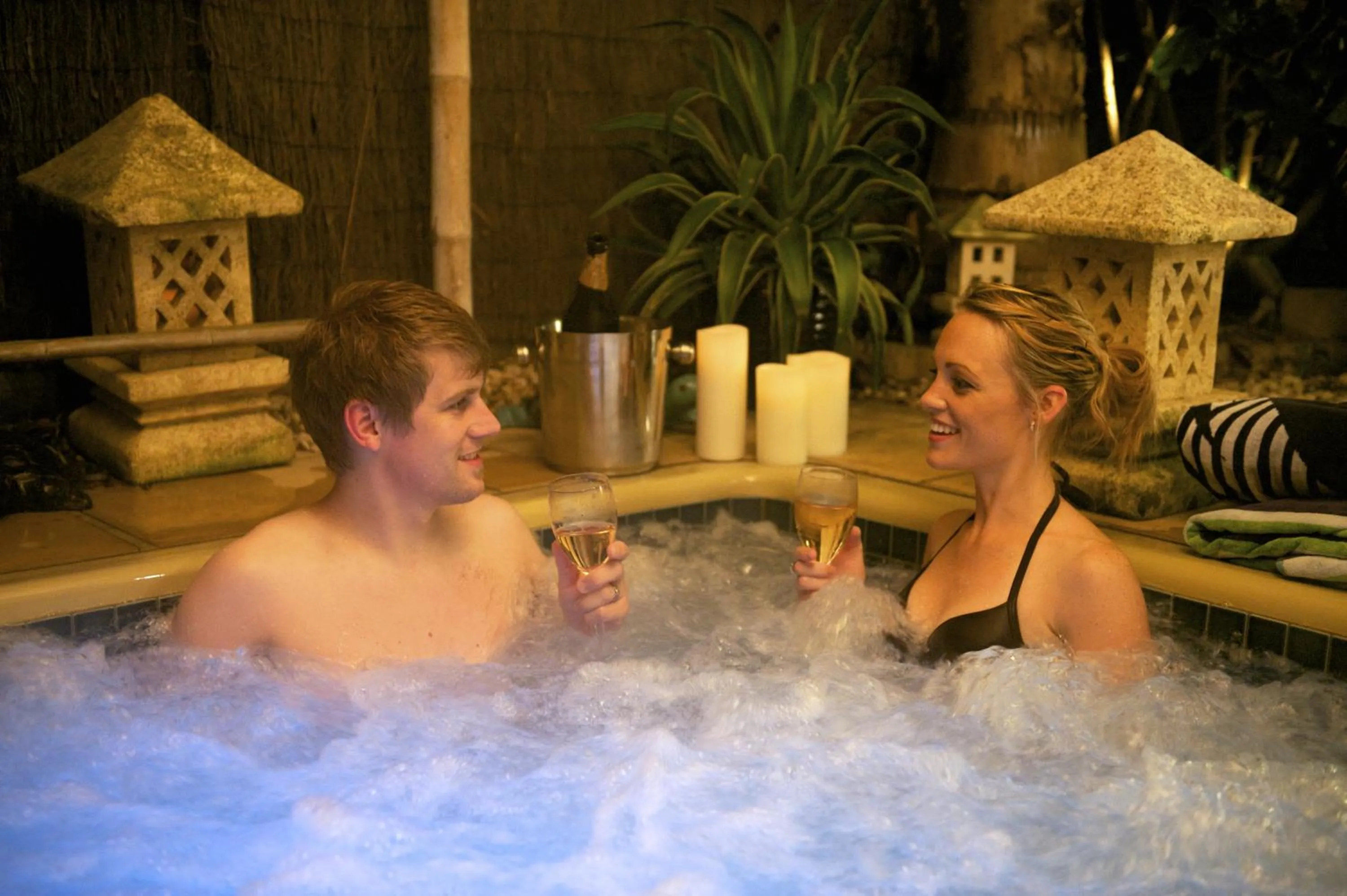 Hot Tub in Plantation House at Whitecliffs Bed and Breakfast