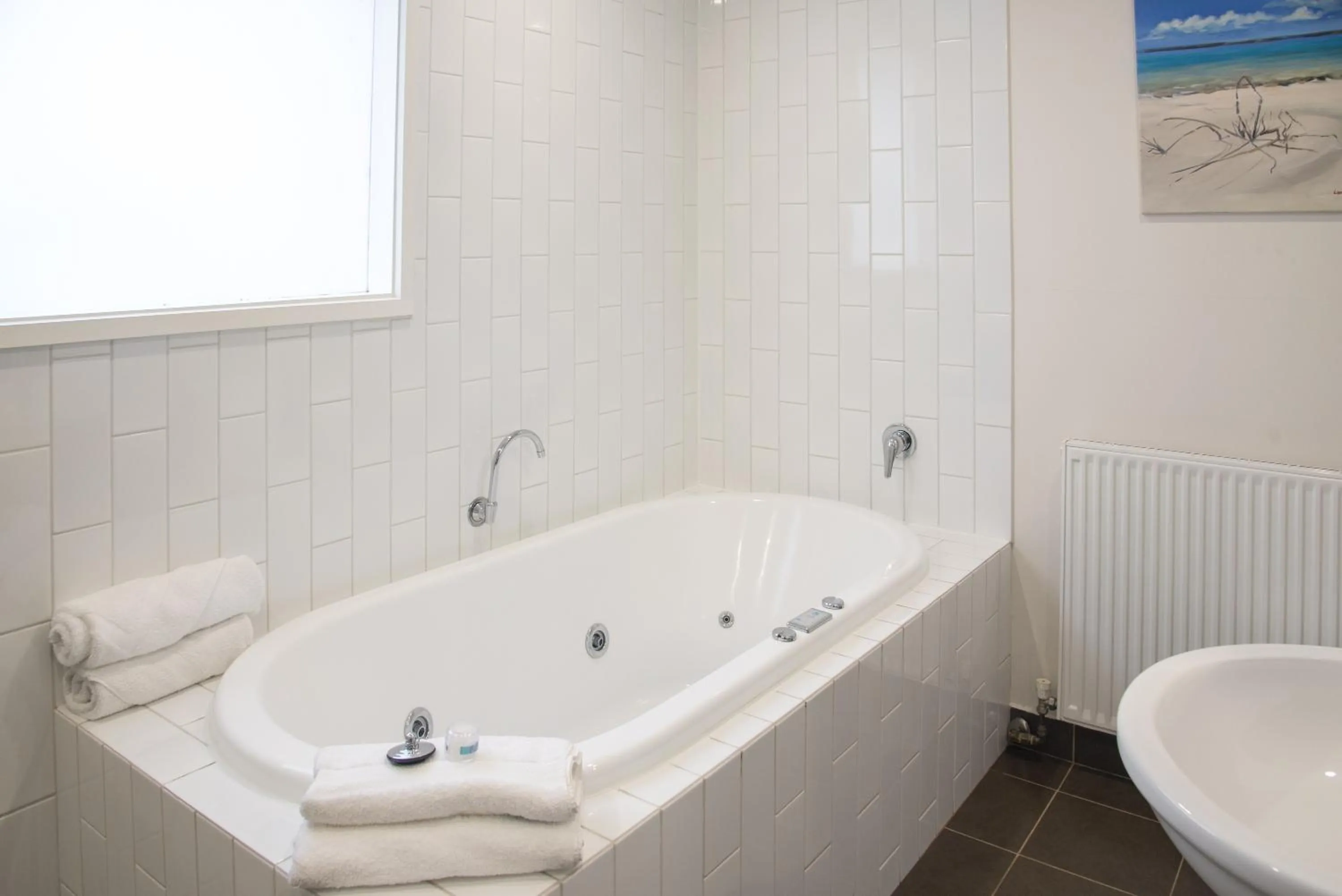 Bathroom in Plantation House at Whitecliffs Bed and Breakfast