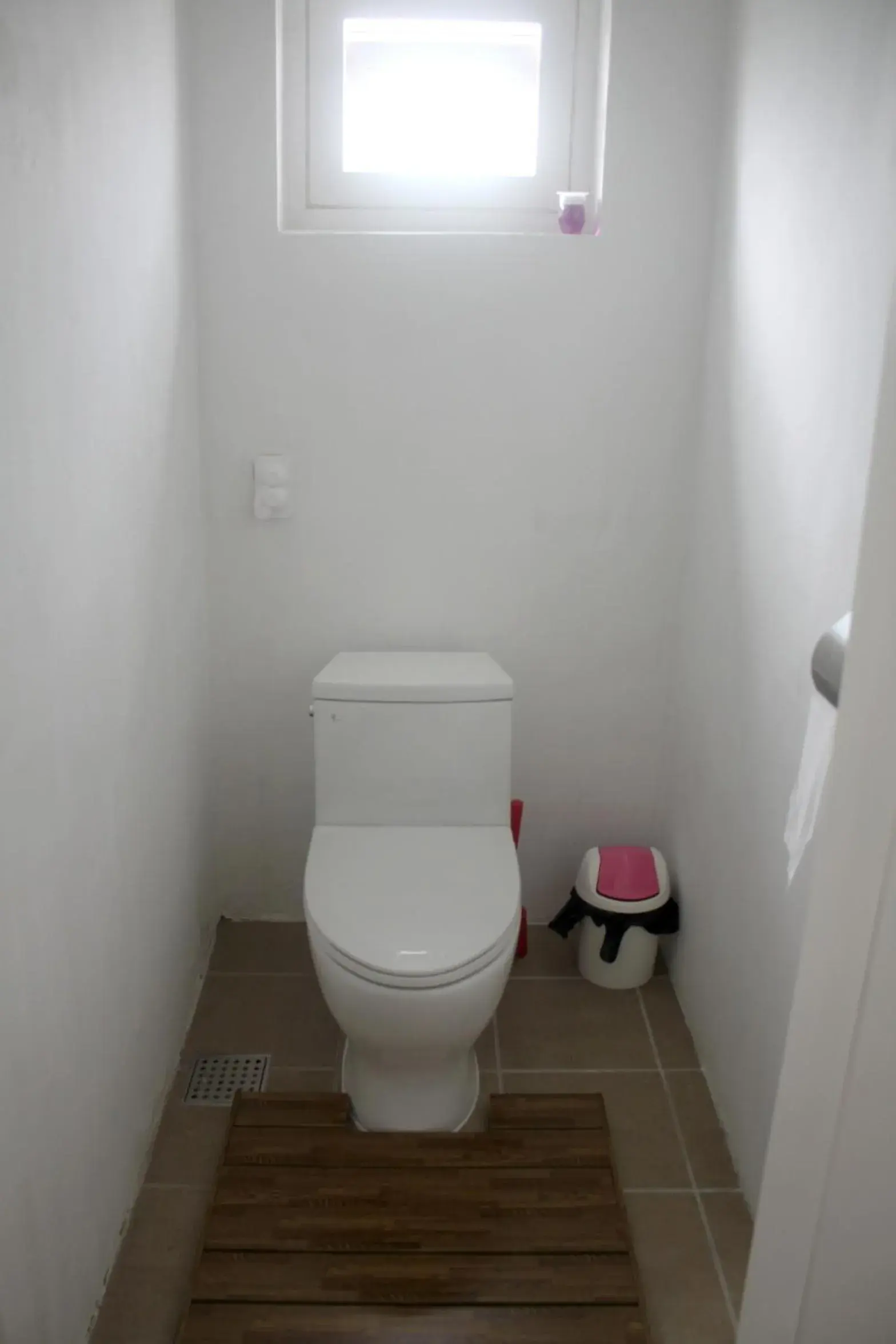 Twin Room - single occupancy in Warak Guesthouse Twin Room - single occupancy in Warak Guesthouse