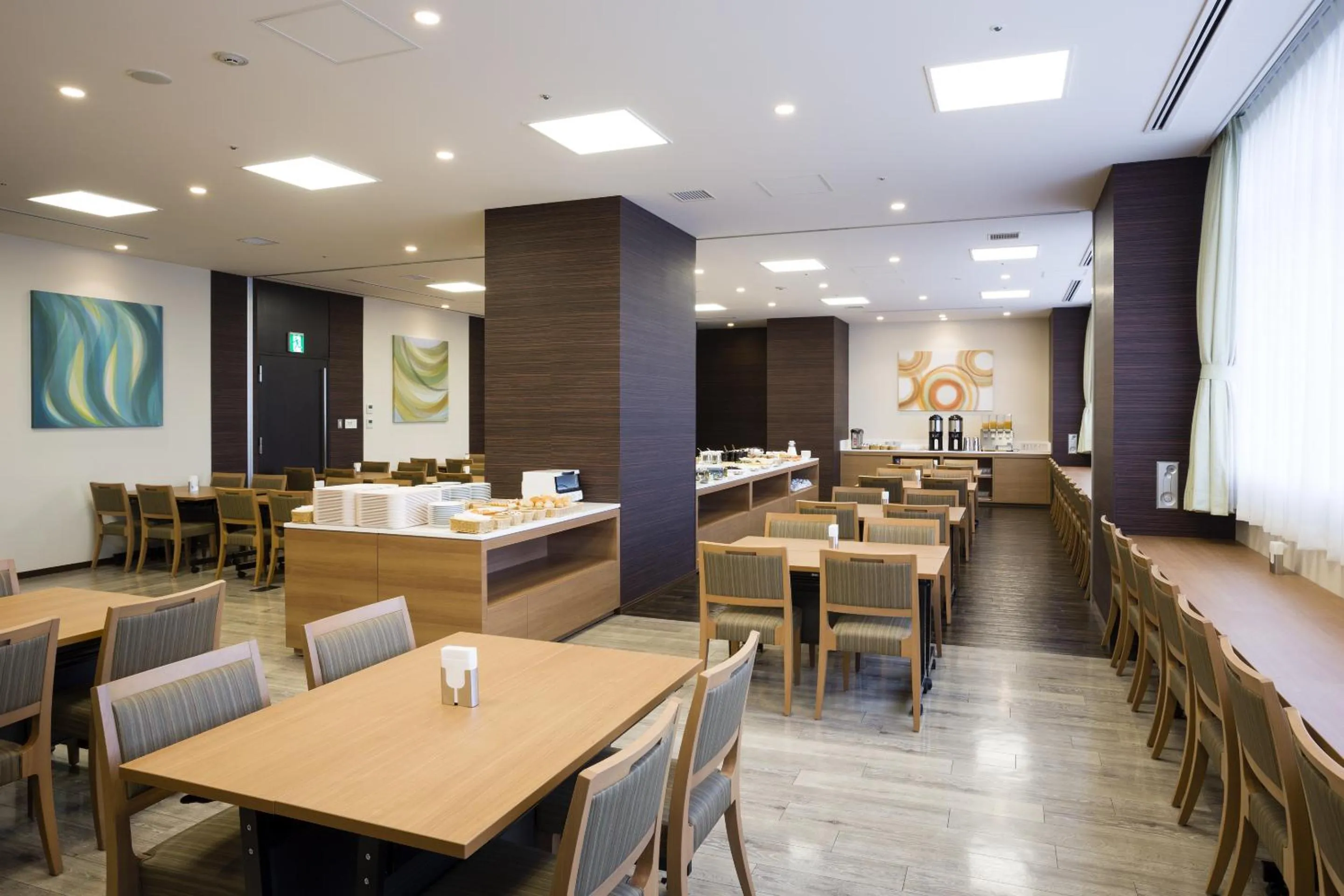 Restaurant/places to eat in Hotel Sunroute Chiba