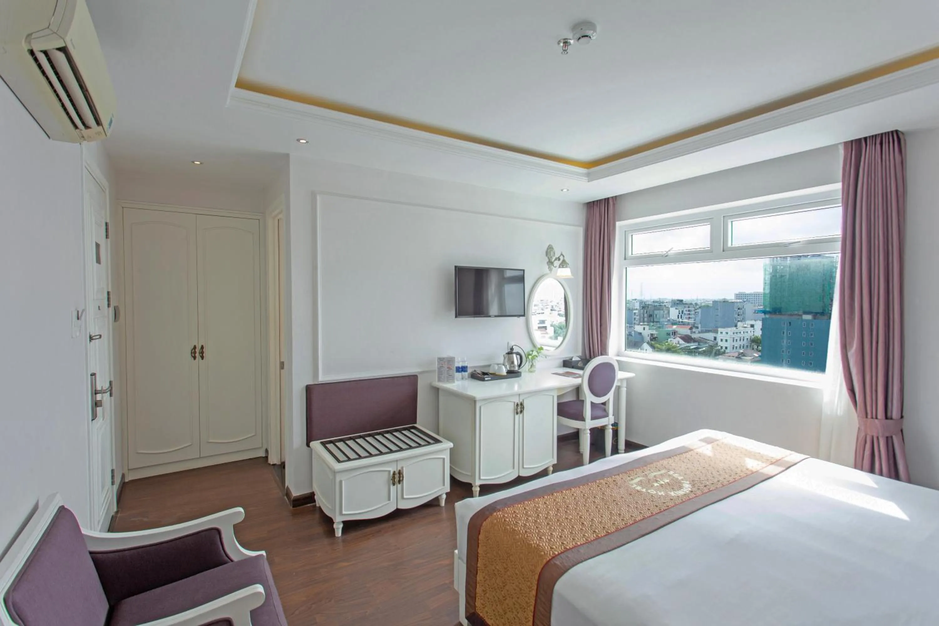 Bedroom, Bed in Sea Phoenix Hotel Da Nang