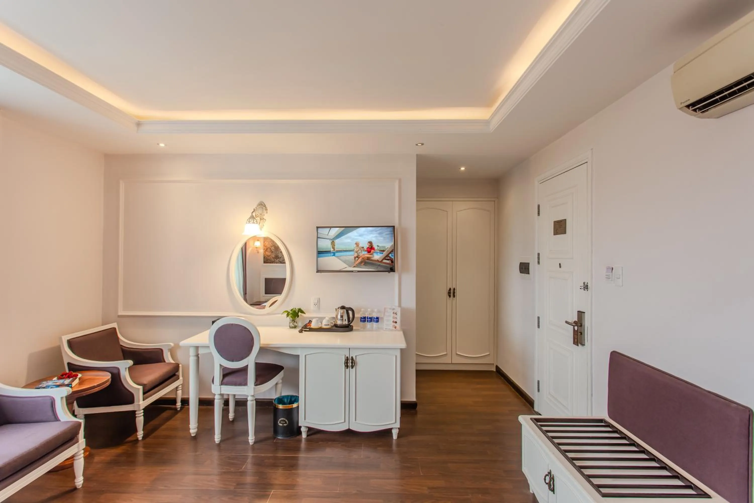 Photo of the whole room in Sea Phoenix Hotel Da Nang