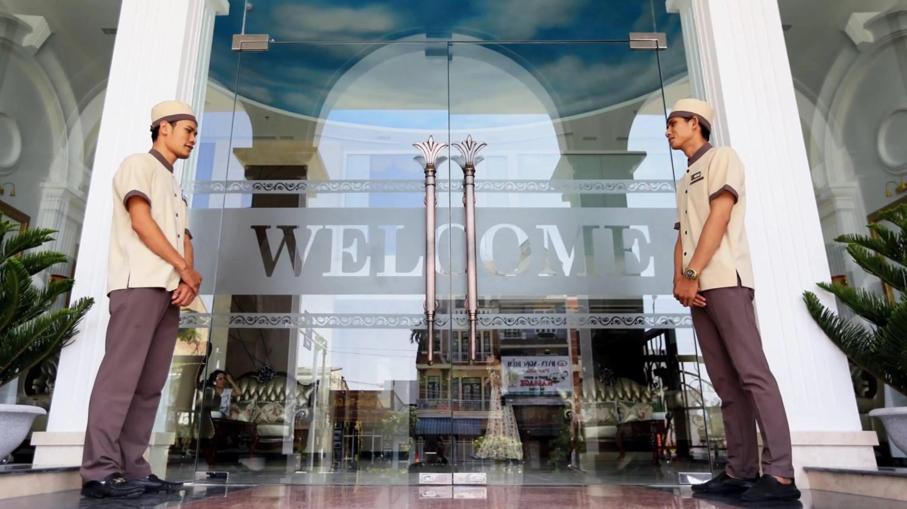 Property building in Sea Phoenix Hotel Da Nang