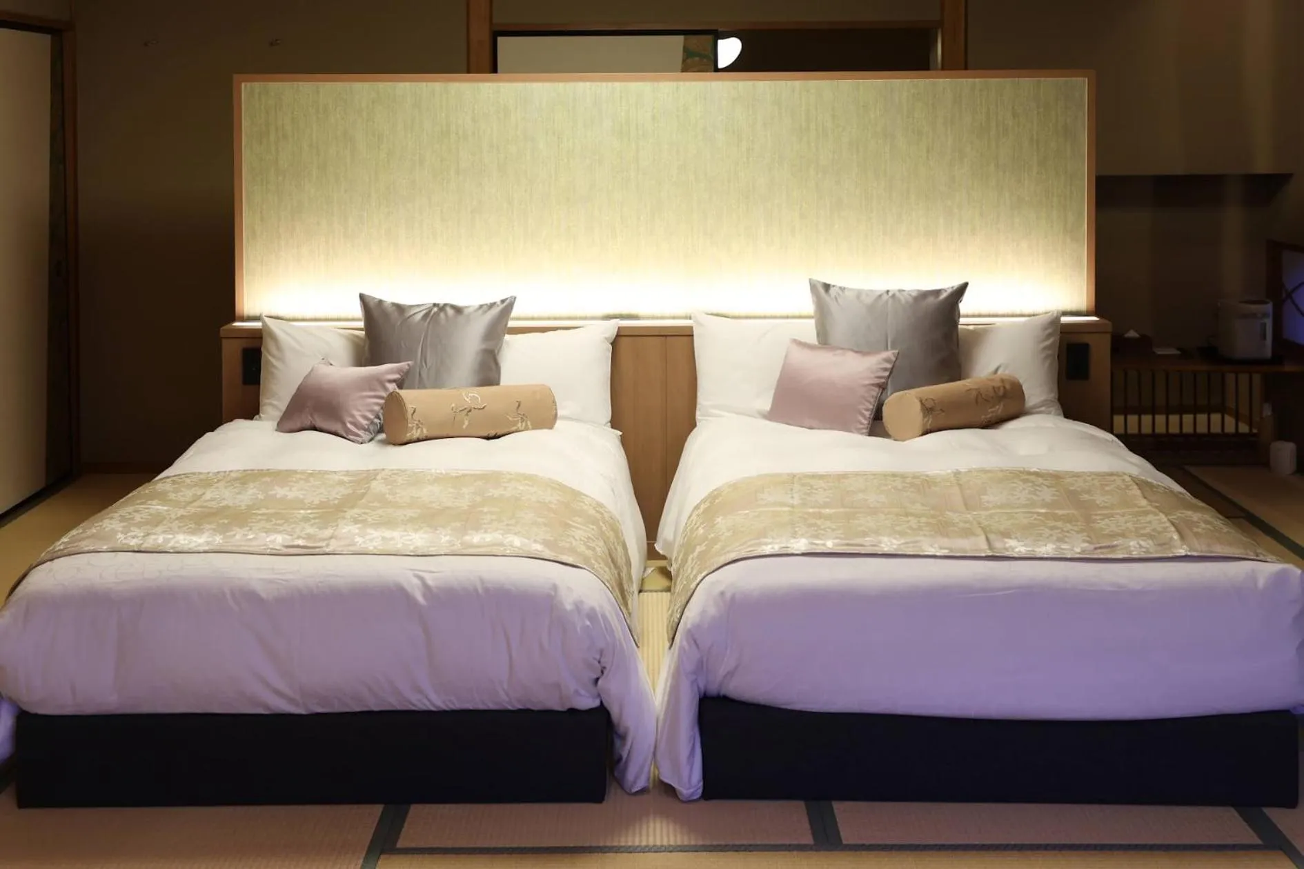 Bed in ABBA Resorts Izu - Zagyosoh
