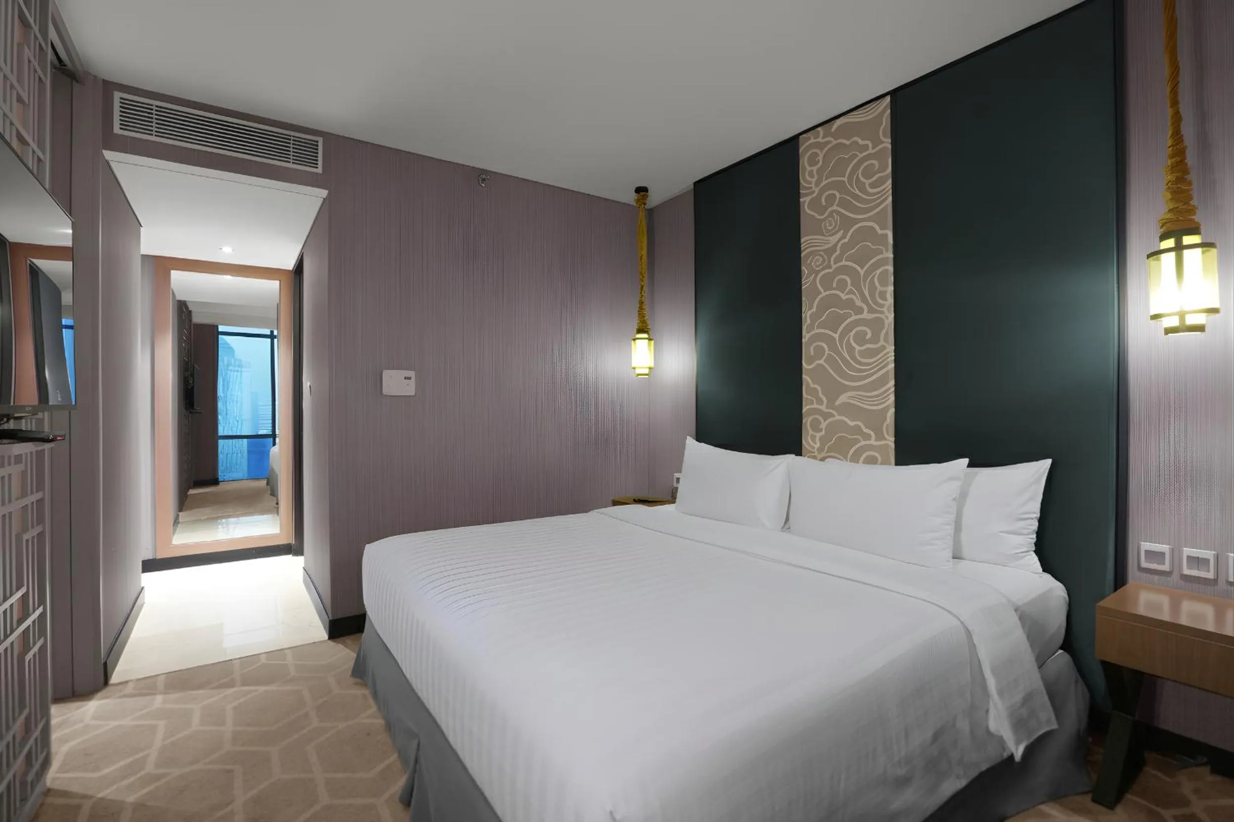 Bedroom, Bed in Aston Priority Simatupang Hotel and Conference Center