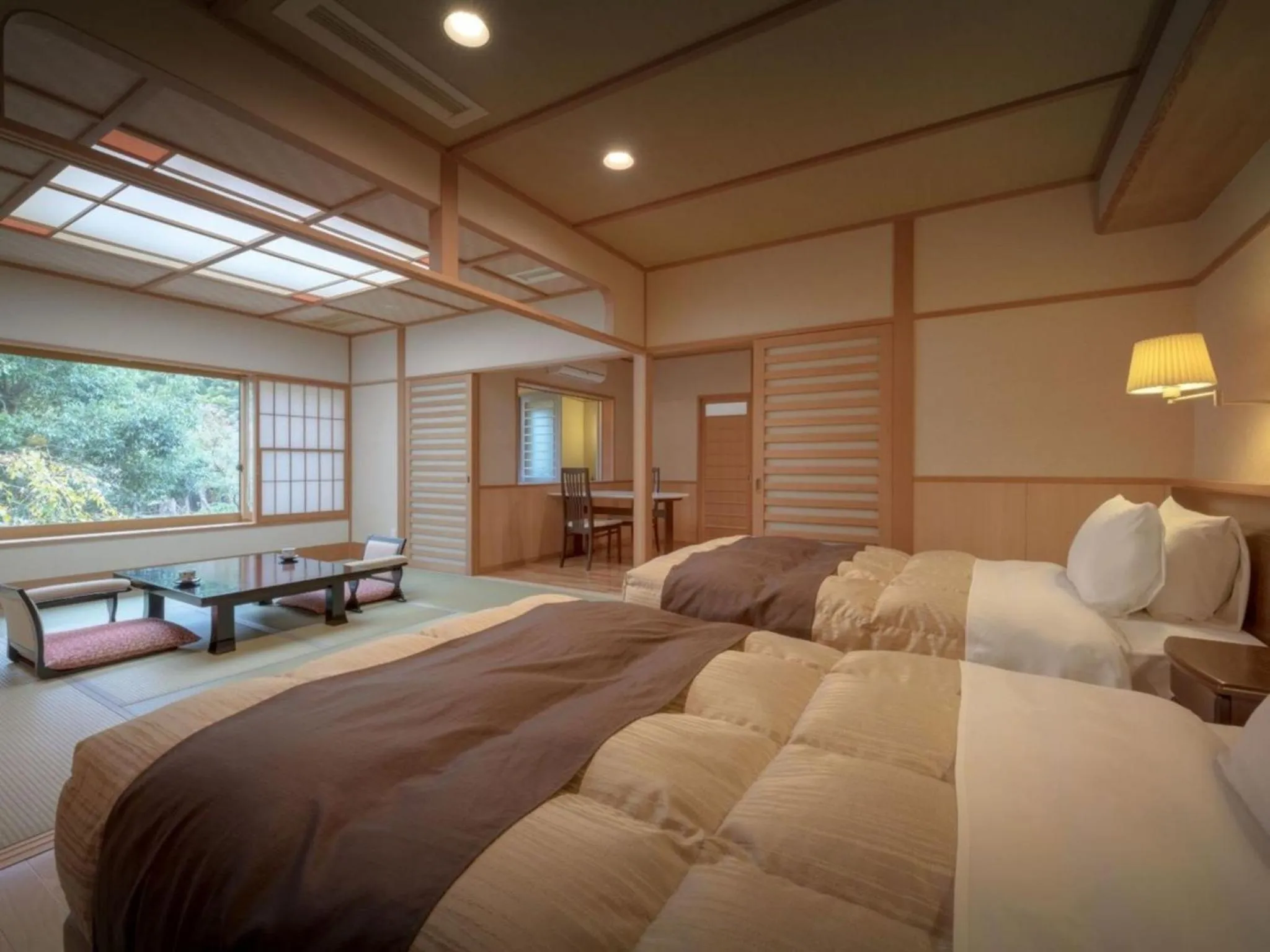 Photo of the whole room, Bed in Harumiya Ryokan