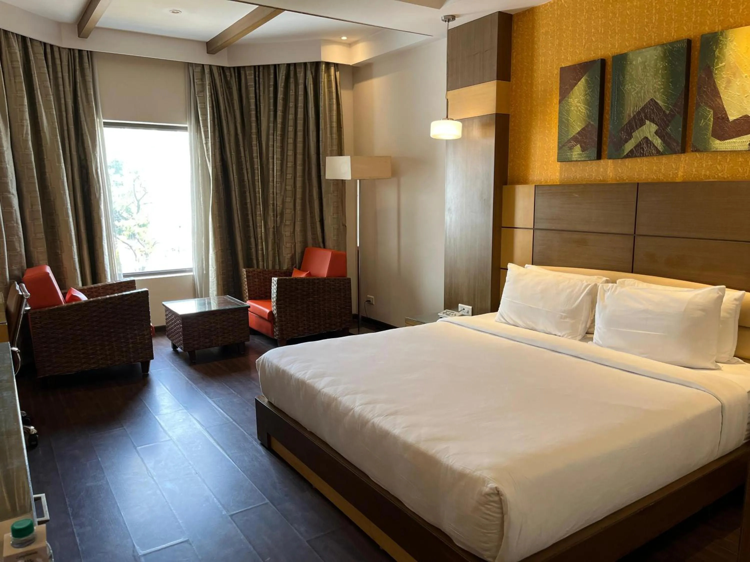 Bed in Cenneys Gateway - Pride of Salem