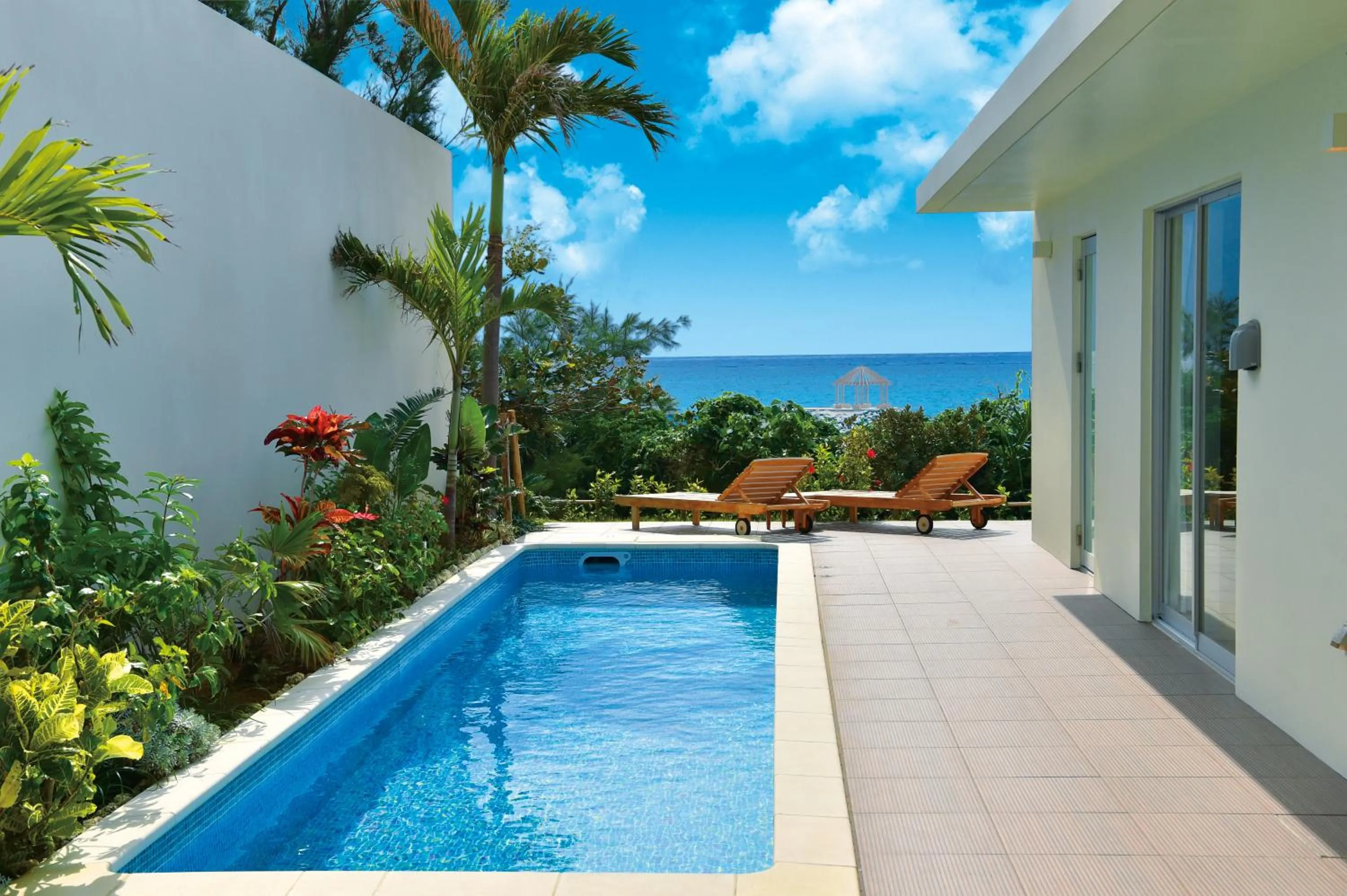 Sea view in Feliz Villa Suite Miyakojima Ueno