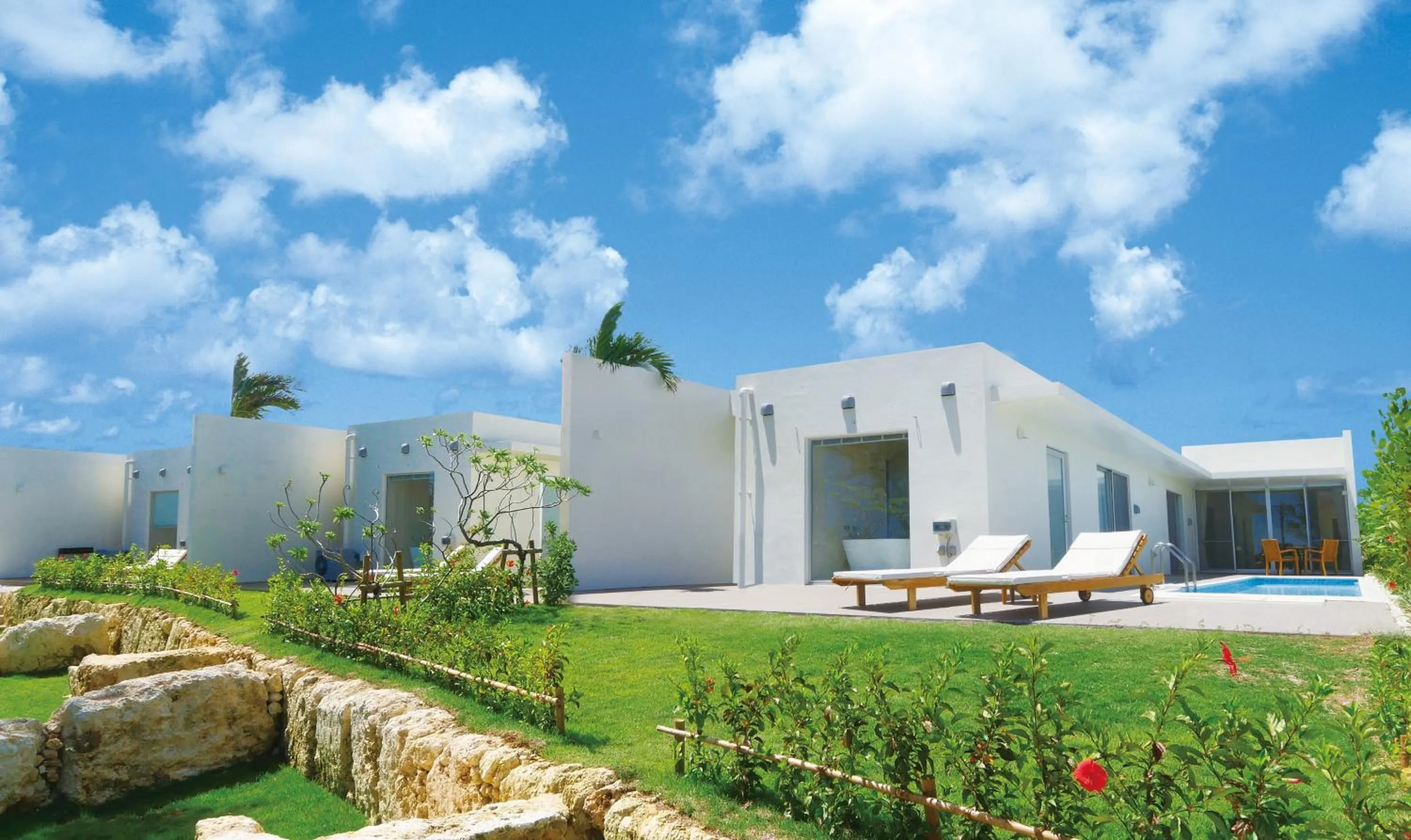 Property building in Feliz Villa Suite Miyakojima Ueno