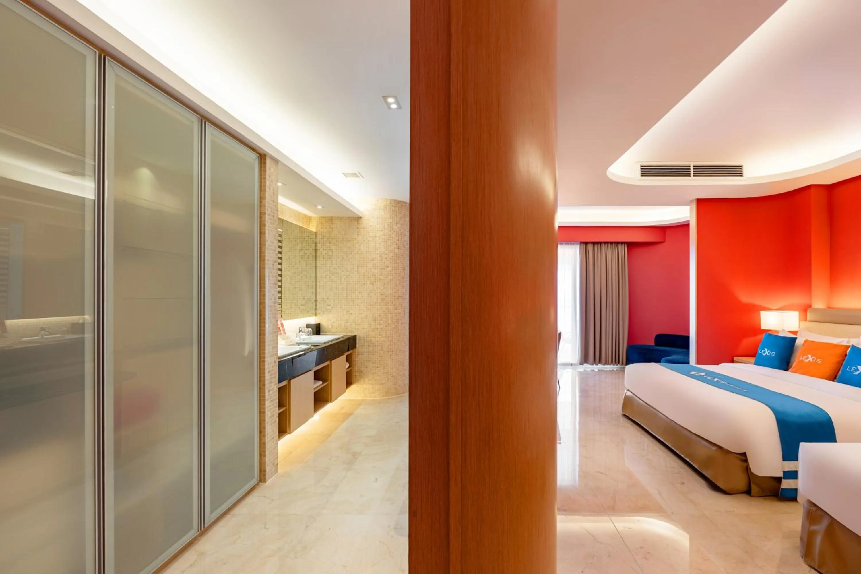 hair dryier, Bed in Lexis Hibiscus Port Dickson