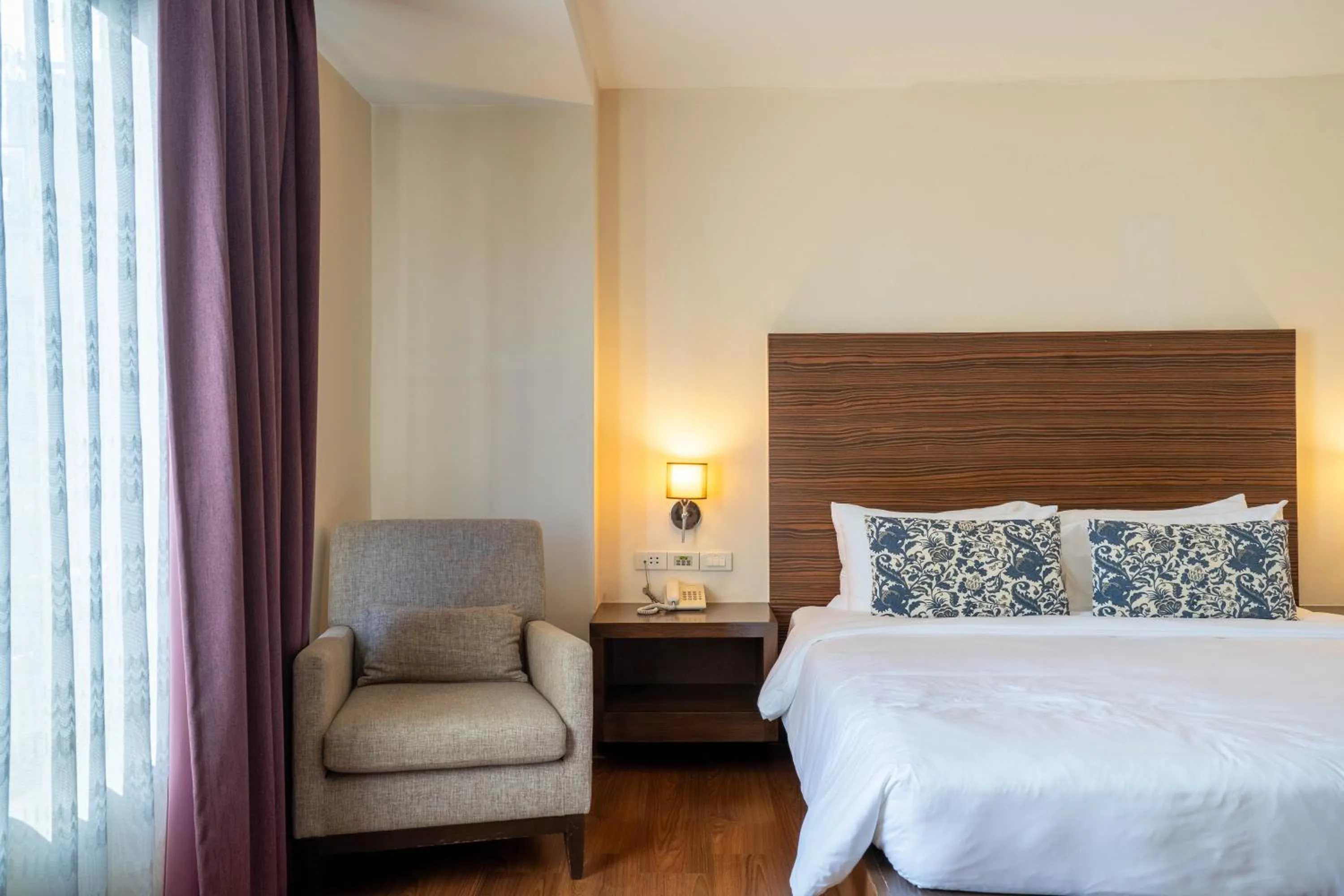 Bed in Journeyhub Sukhumvit 26, Bangkok - Formerly St James Hotel