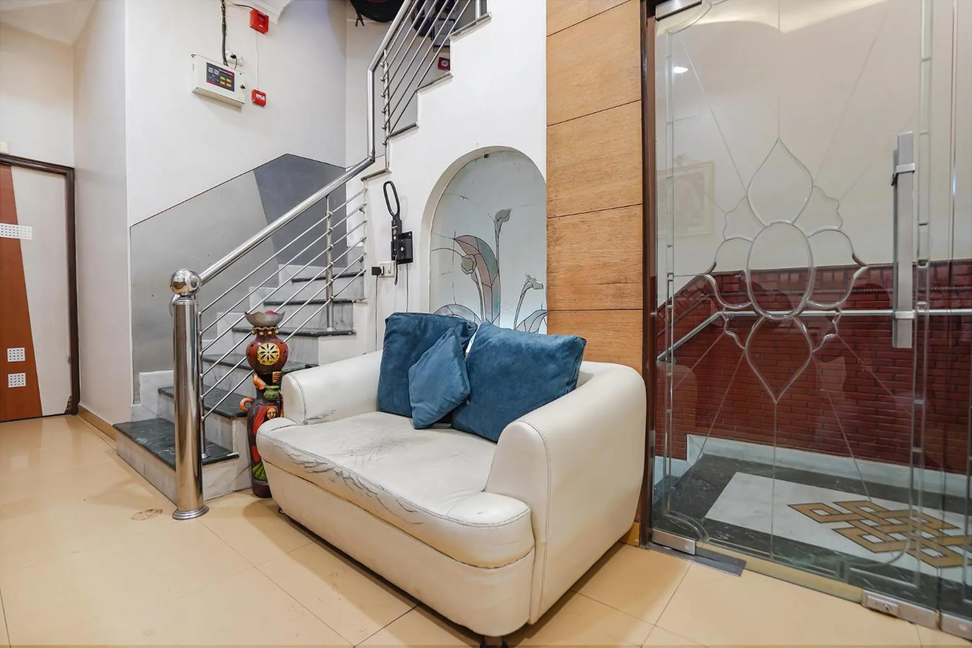 Seating area in FabHotel Rivlet Premium