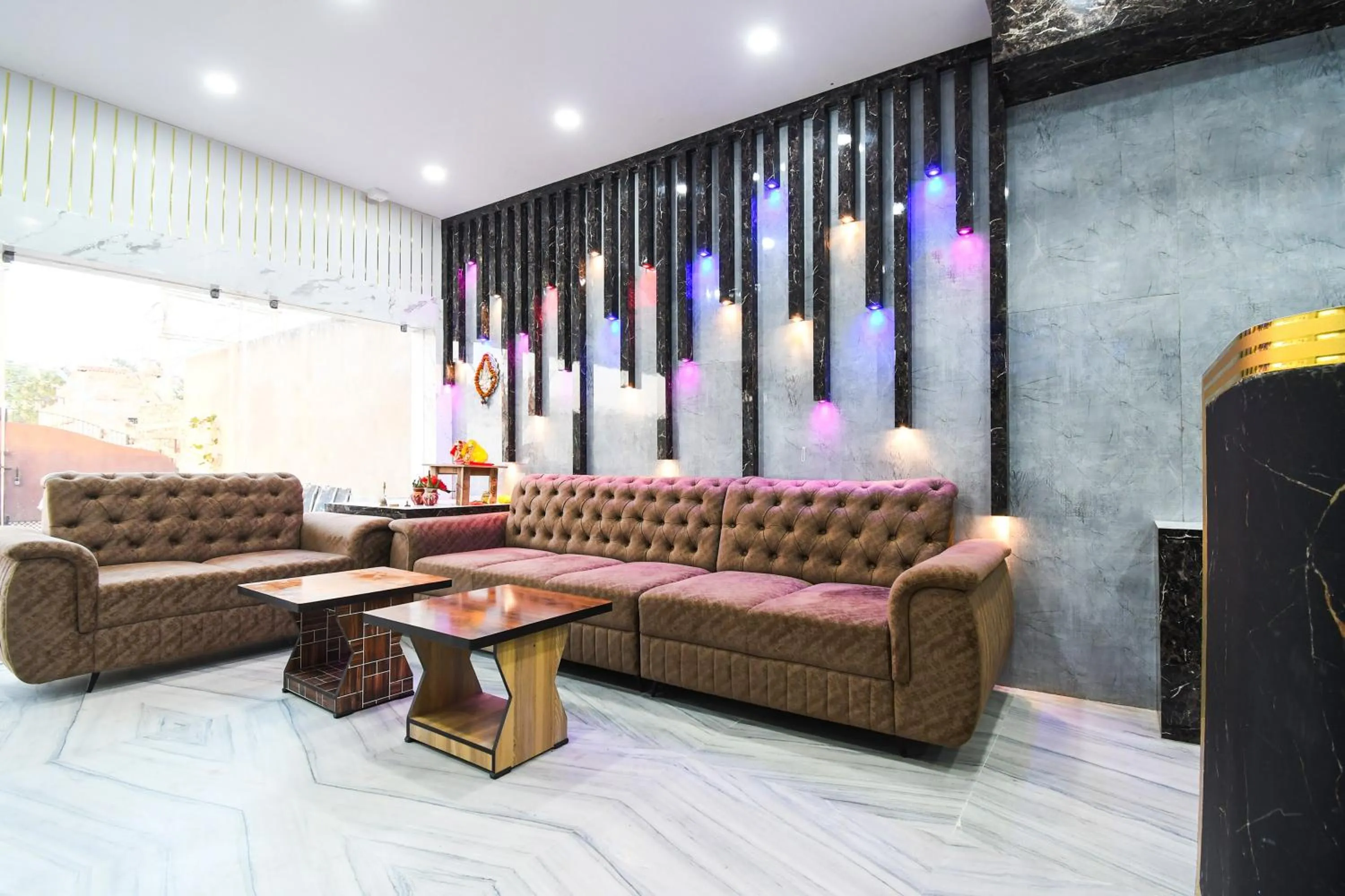 Lobby or reception in Super Hotel O Radha Krishna Residency