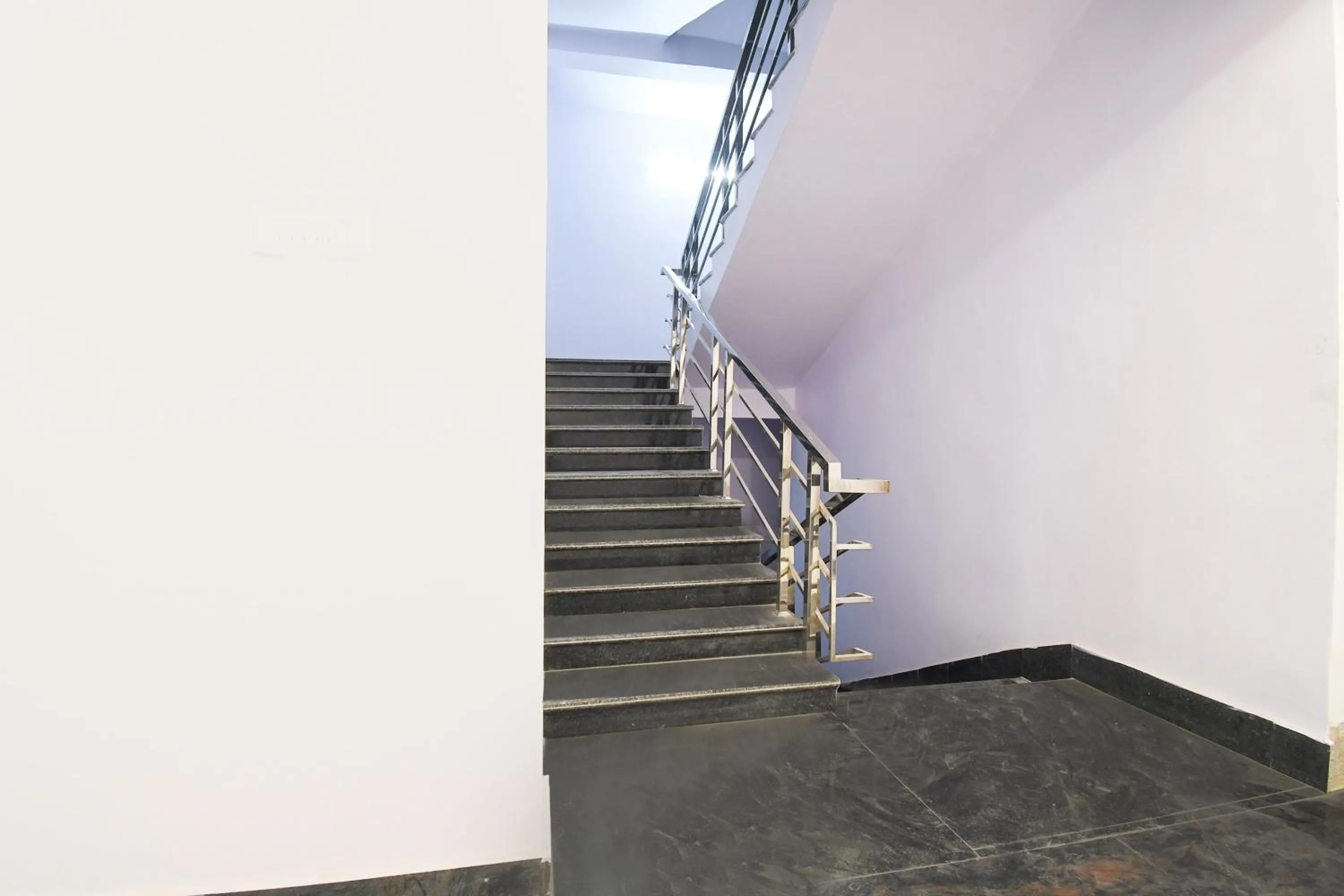 Lobby or reception in Super Hotel O Radha Krishna Residency