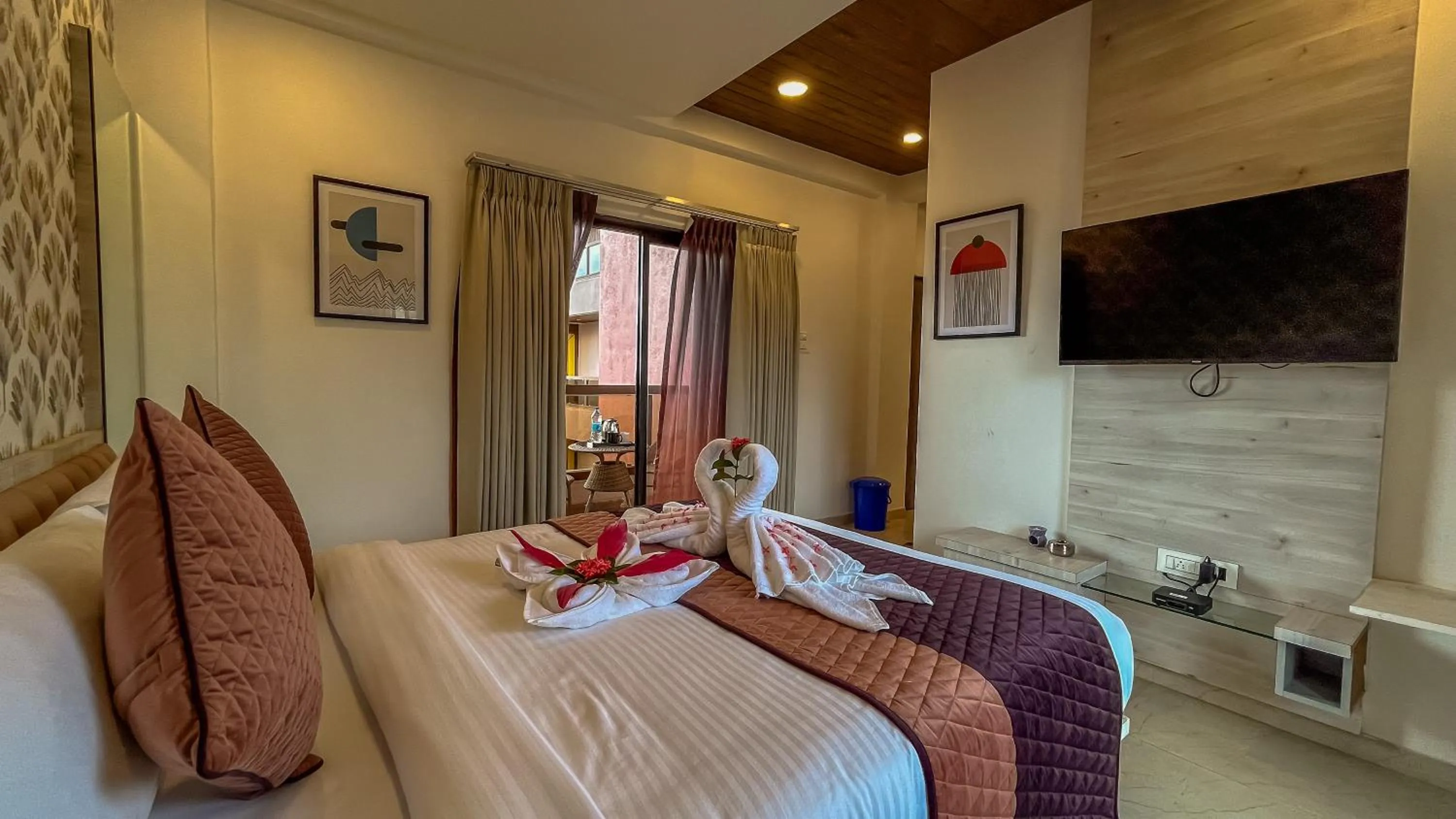 View (from property/room), Bed in Regenta Bharti Amusement & Adventure Resort Pune, Urulikanchan