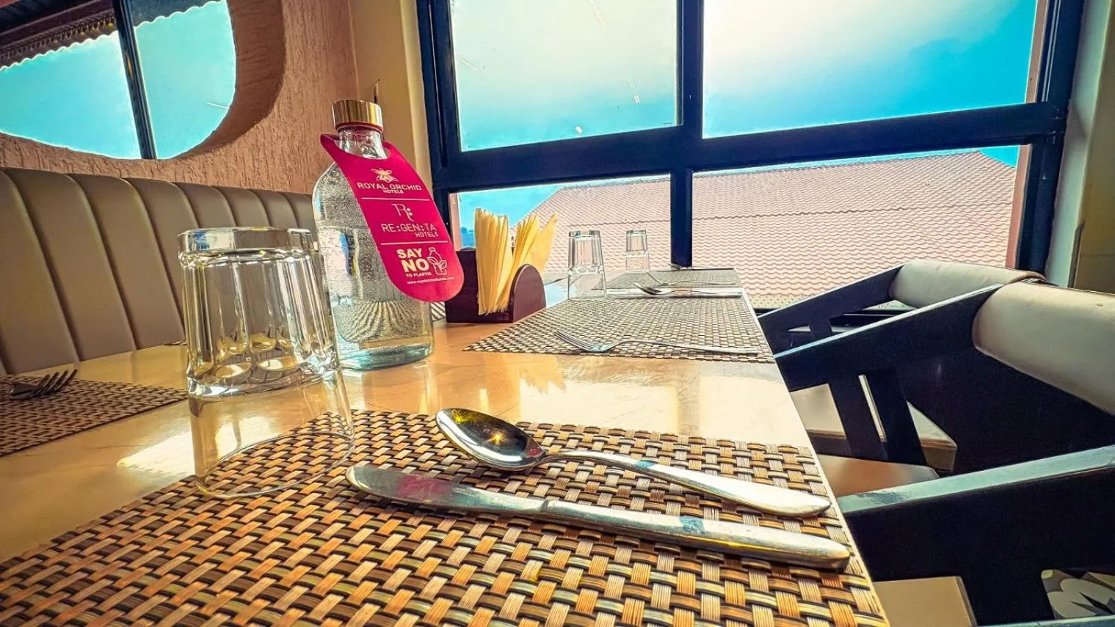 Restaurant/places to eat in Regenta Bharti Amusement & Adventure Resort Pune, Urulikanchan