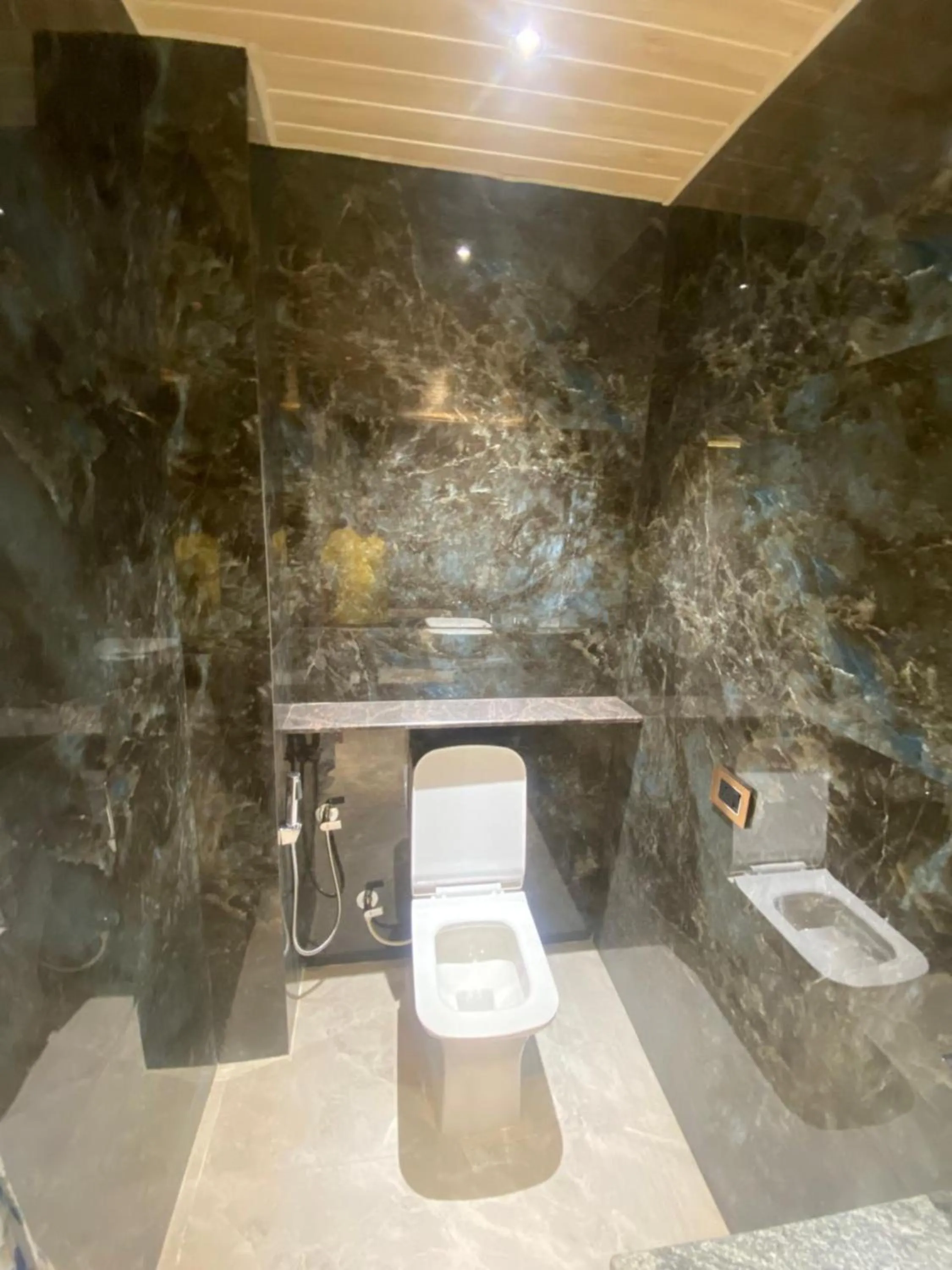 Toilet in The Charming Nights