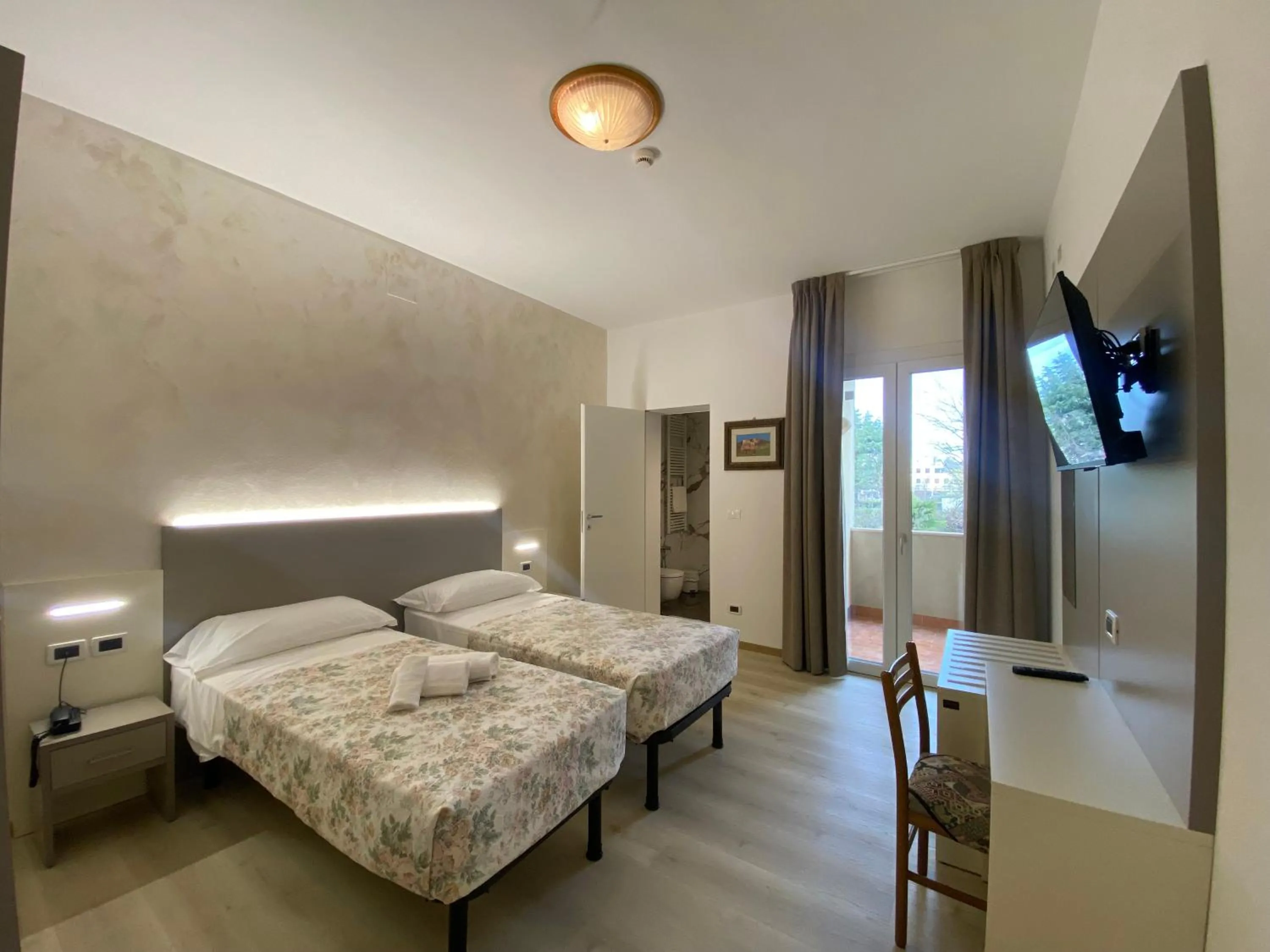 Twin Room in Hotel Lanterna Padova