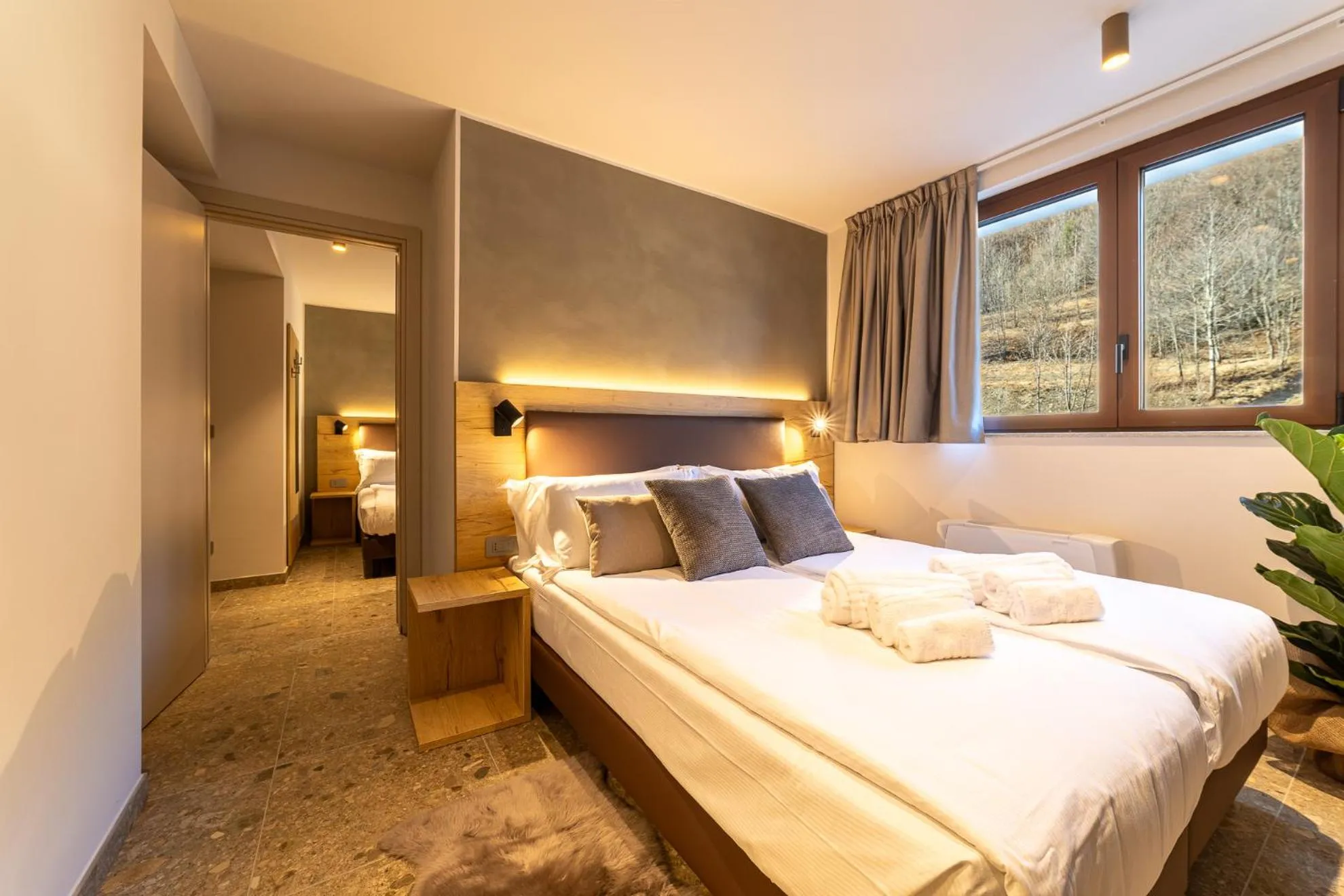 Photo of the whole room, Bed in Riserva Bianca Limone Hotel & SPA