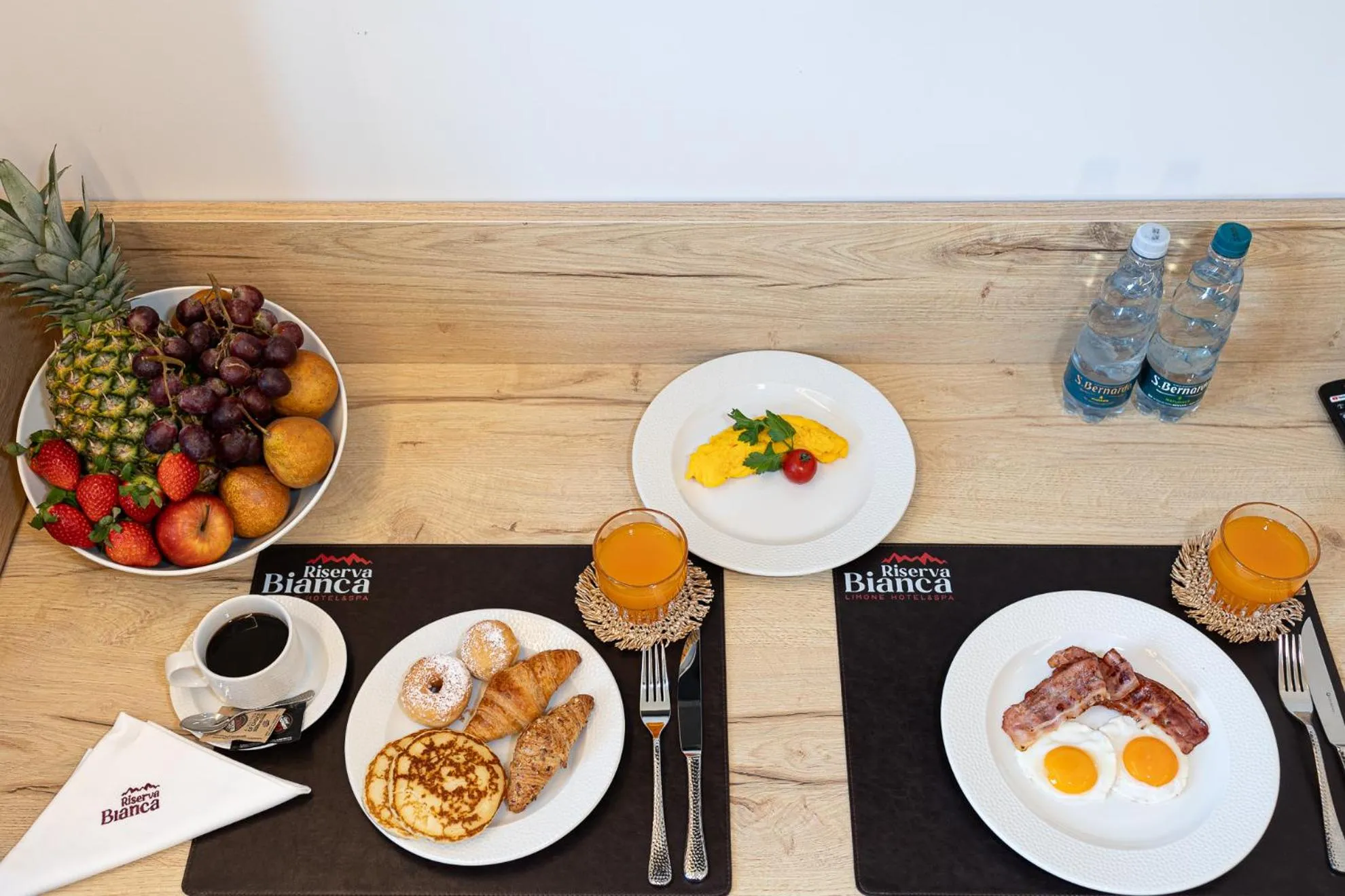 Breakfast in Riserva Bianca Limone Hotel & SPA