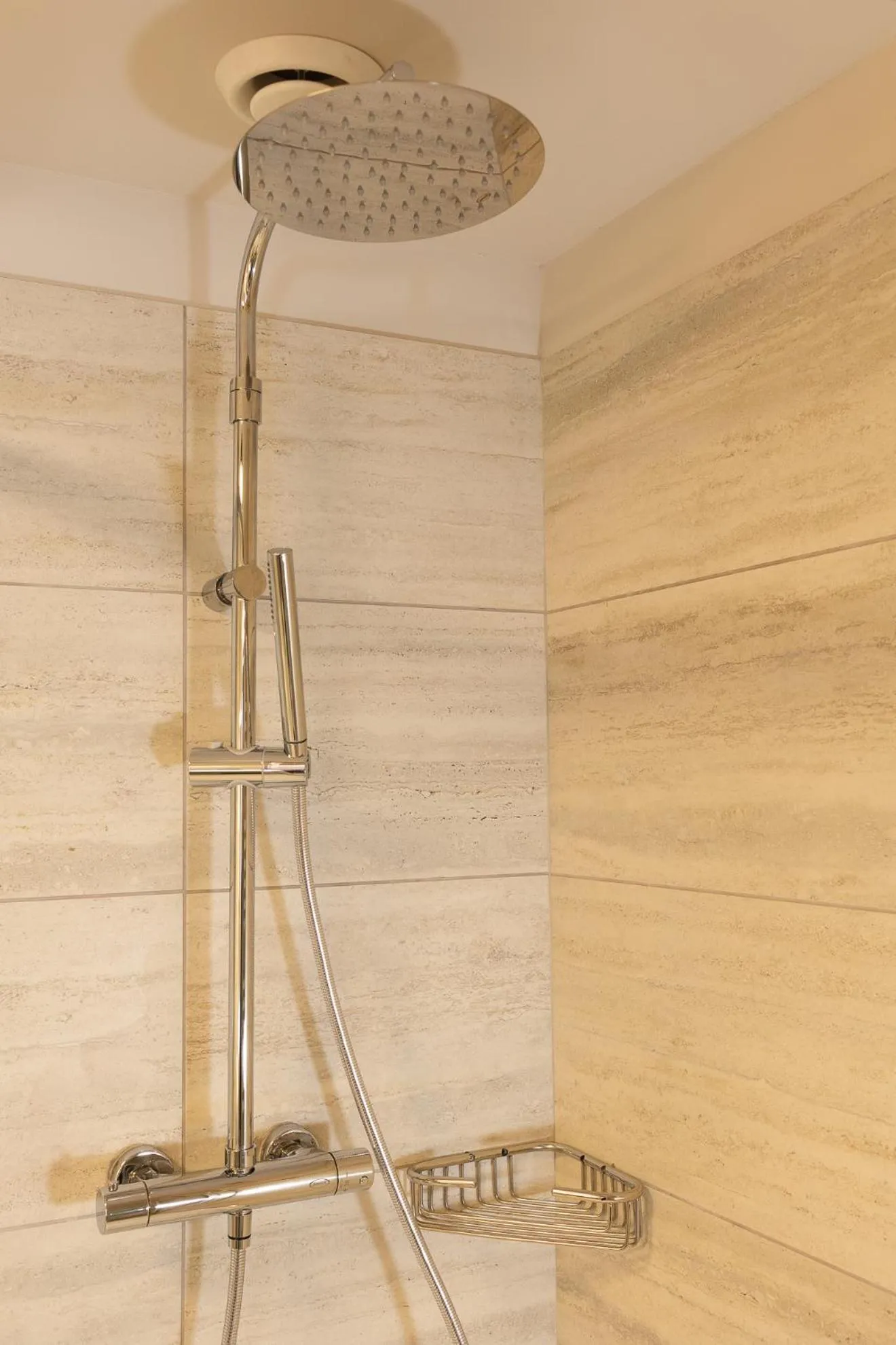 Shower in Riserva Bianca Limone Hotel & SPA
