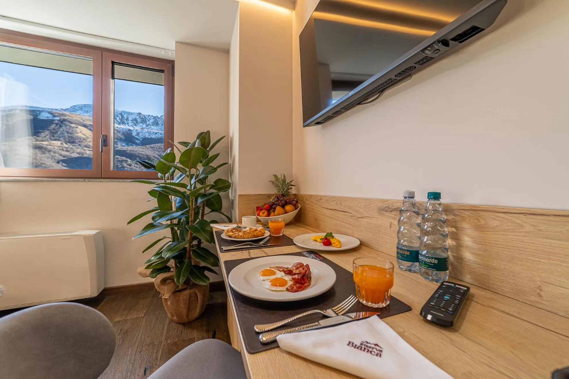 Breakfast in Riserva Bianca Limone Hotel & SPA