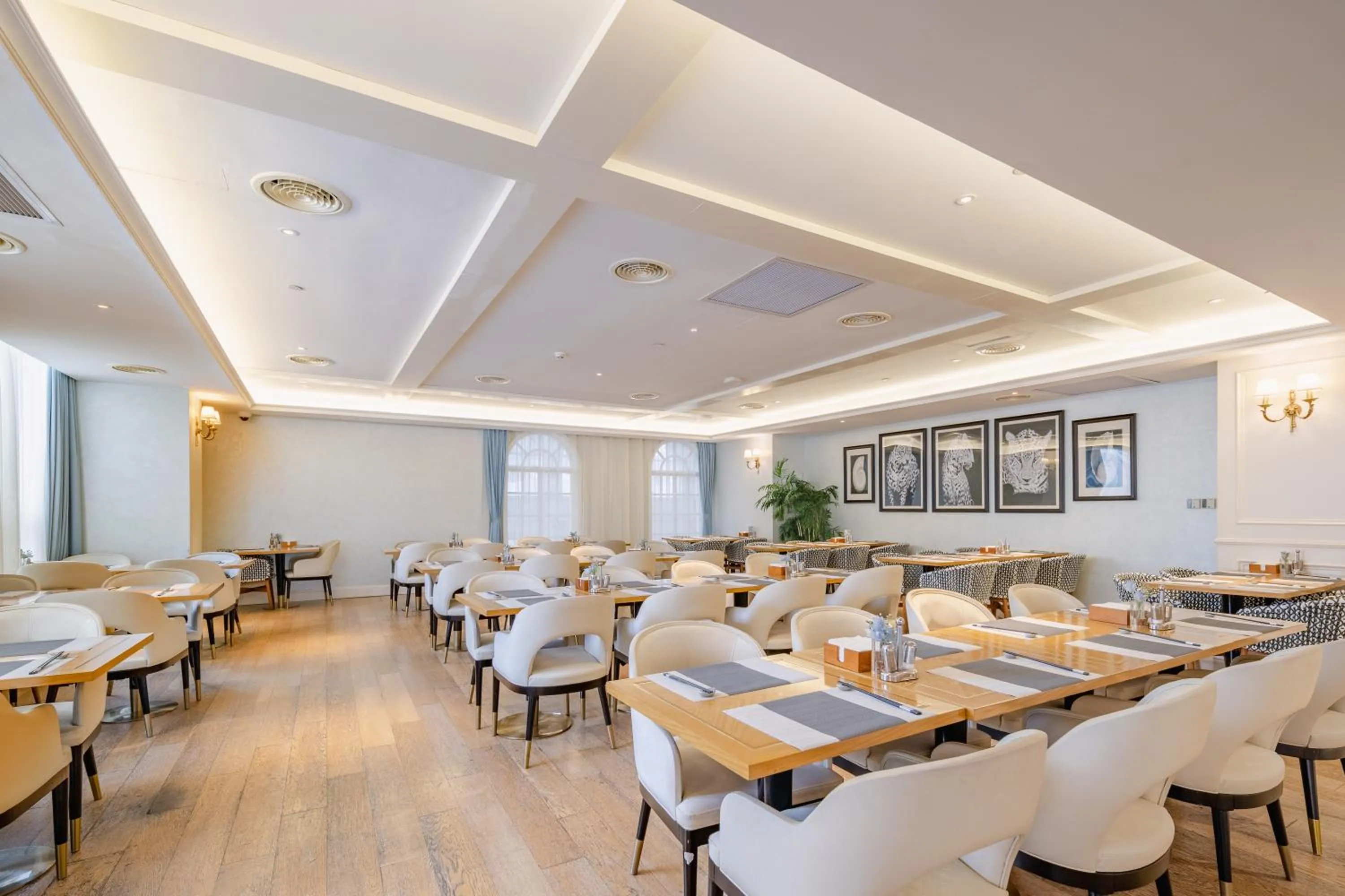 Restaurant/places to eat in NARADA Resort Shanghai Hotel Disney Store