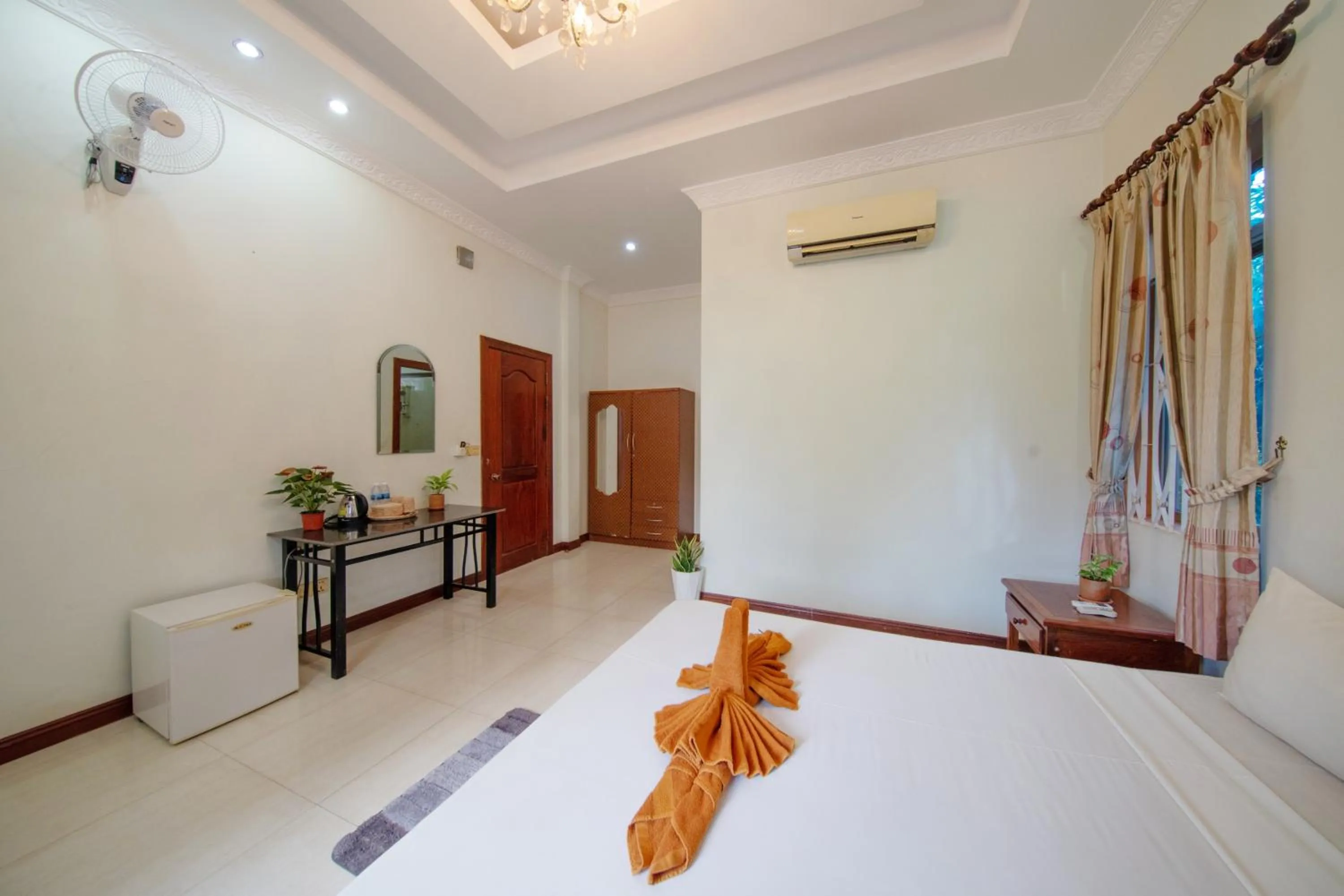Bedroom, Bed in Twin Villa Siem Reap