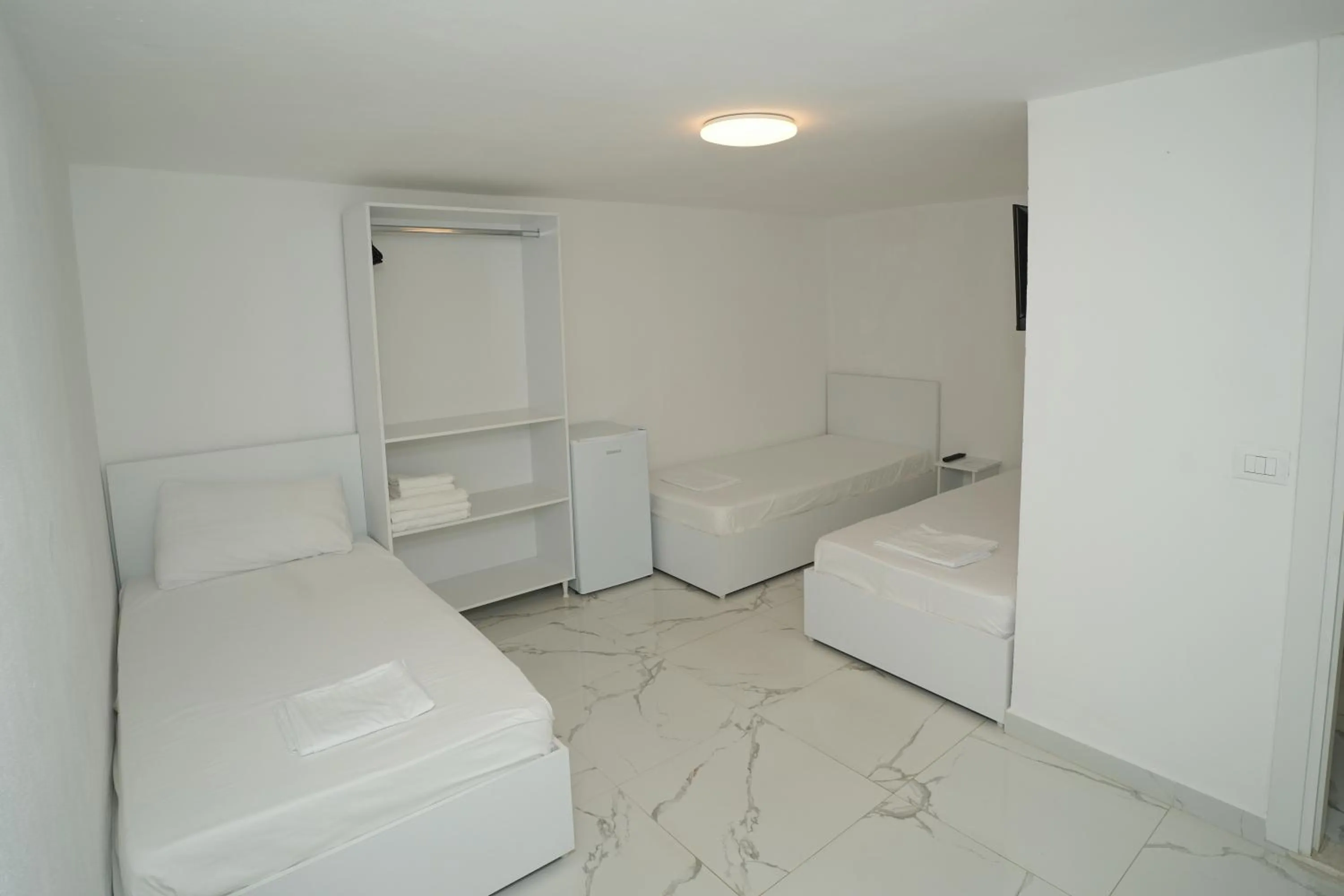 Bedroom, Bed in Enles Hotel