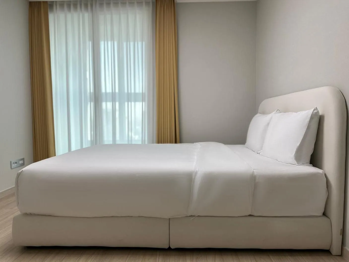 Bed in The November Stay Guri Station