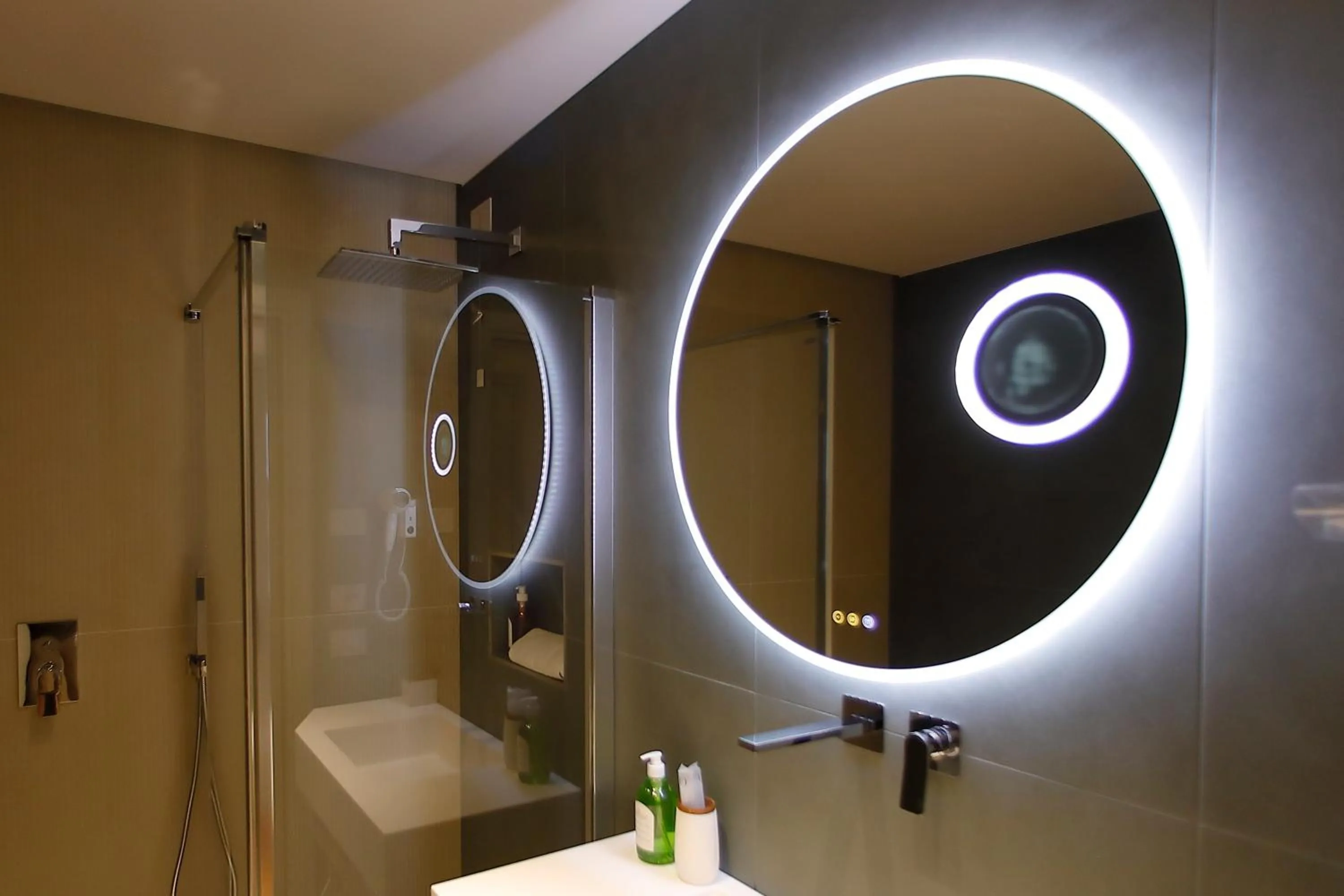 Bathroom in Hotel Unico by Dori