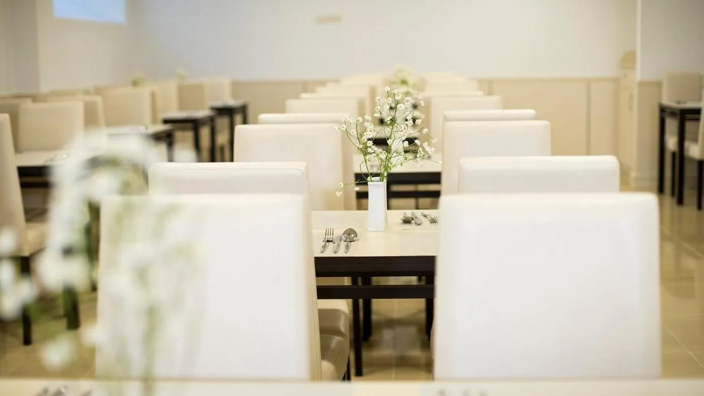 Restaurant/places to eat in Gallery inn