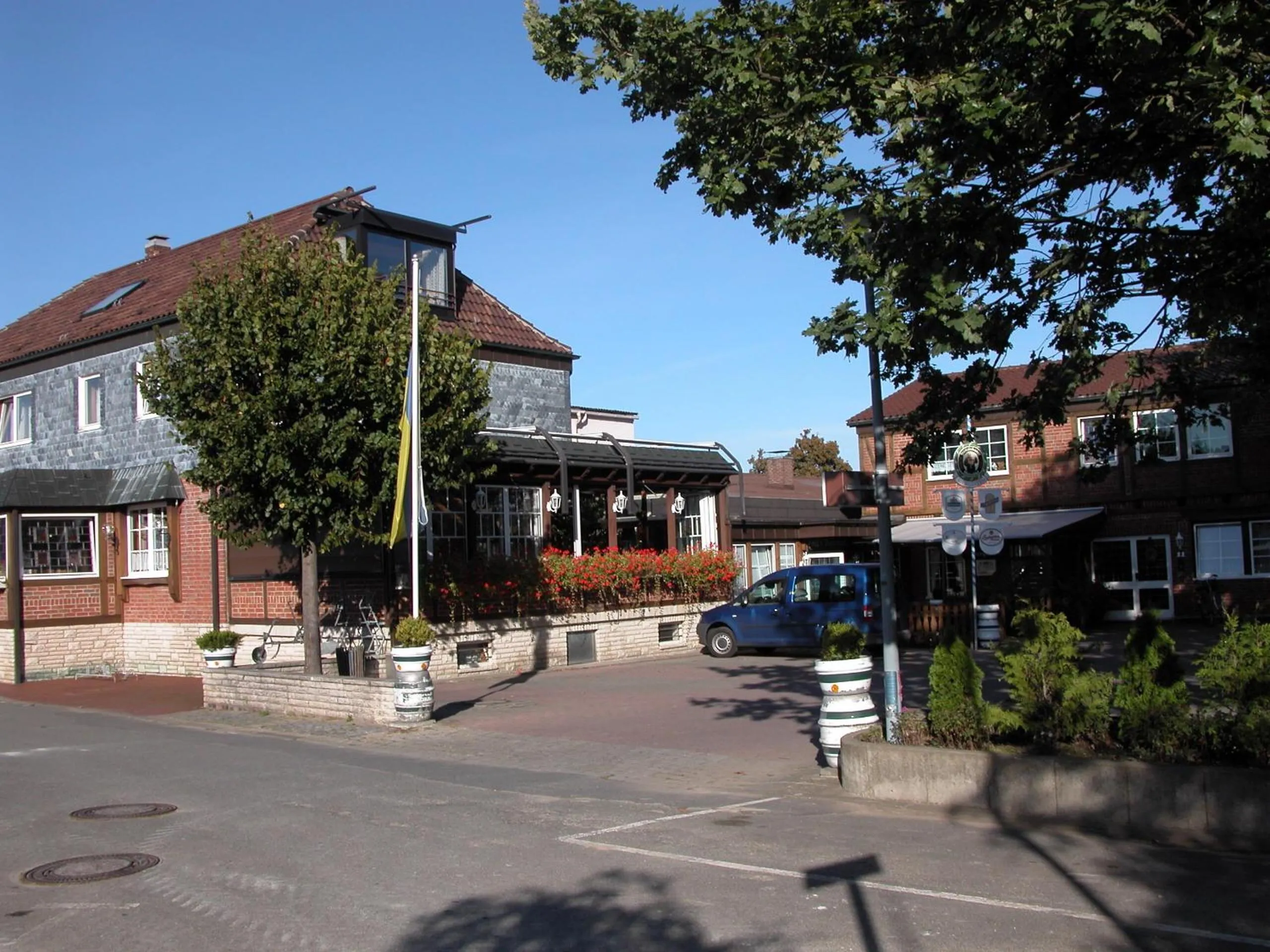 Facade/entrance in Alter Dorfkrug Am Kanal