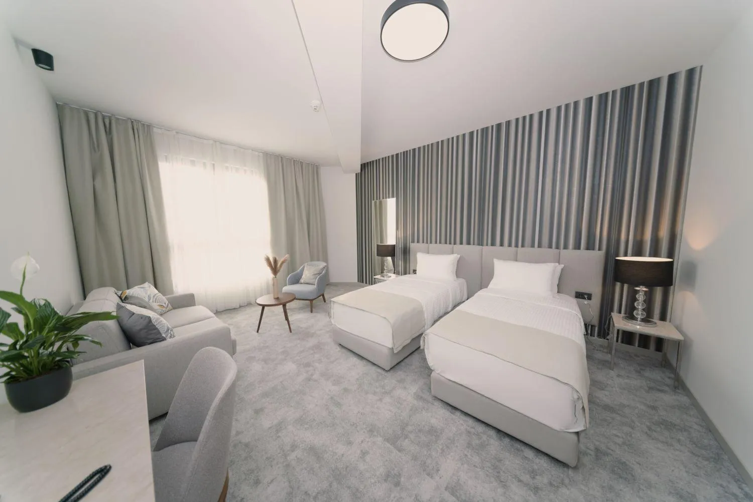 Photo of the whole room, Bed in Botanica Residence