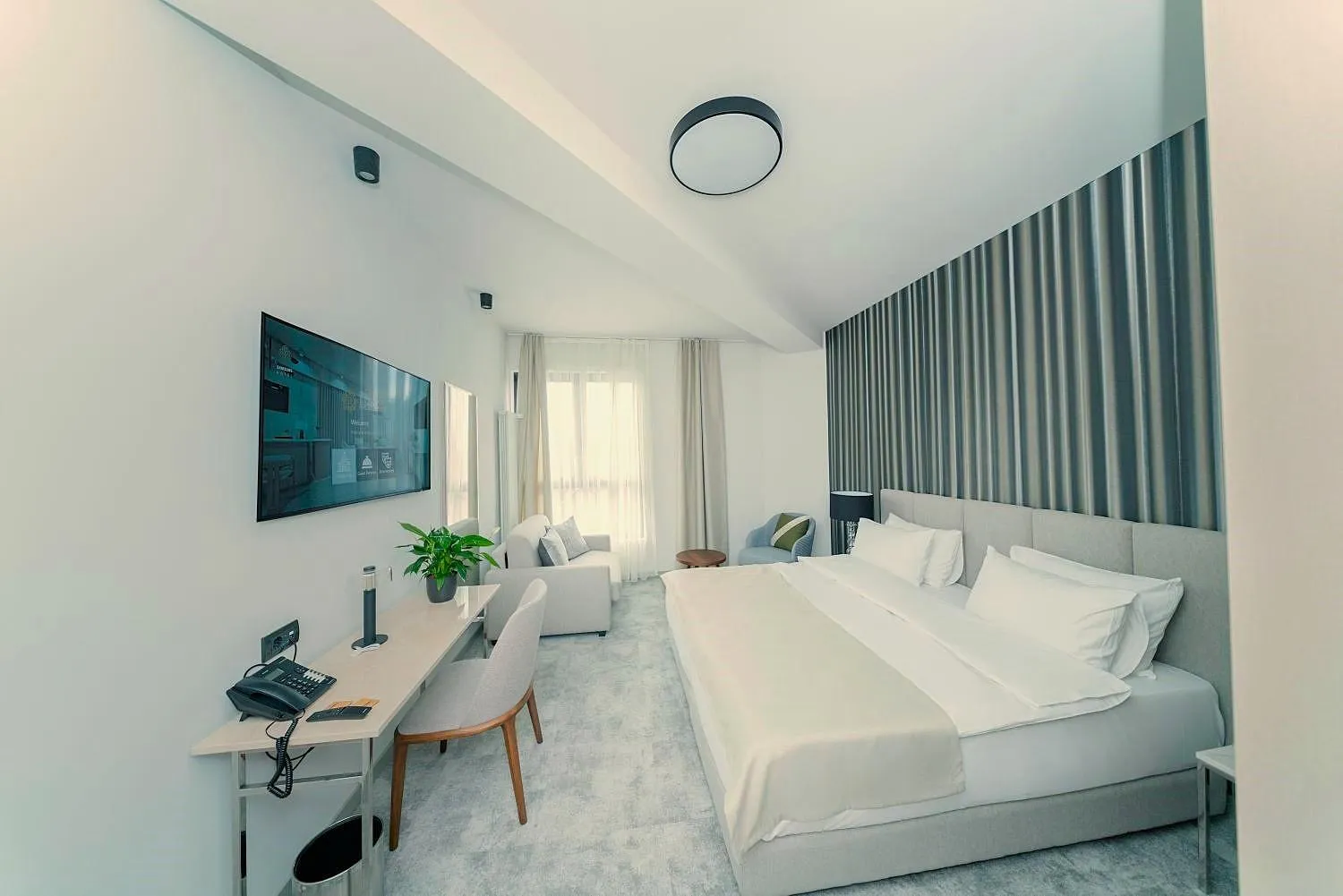 Photo of the whole room, Bed in Botanica Residence