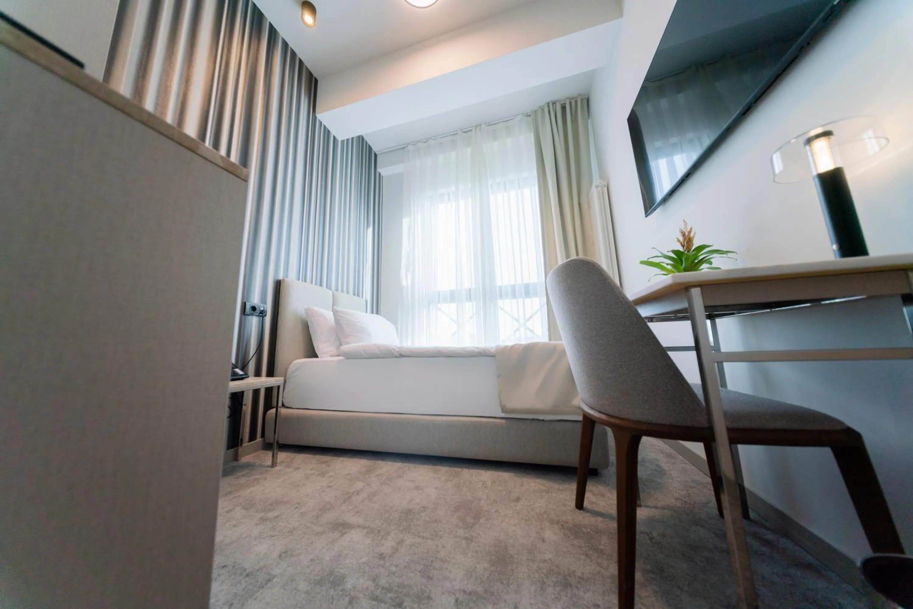 Photo of the whole room, Bed in Botanica Residence