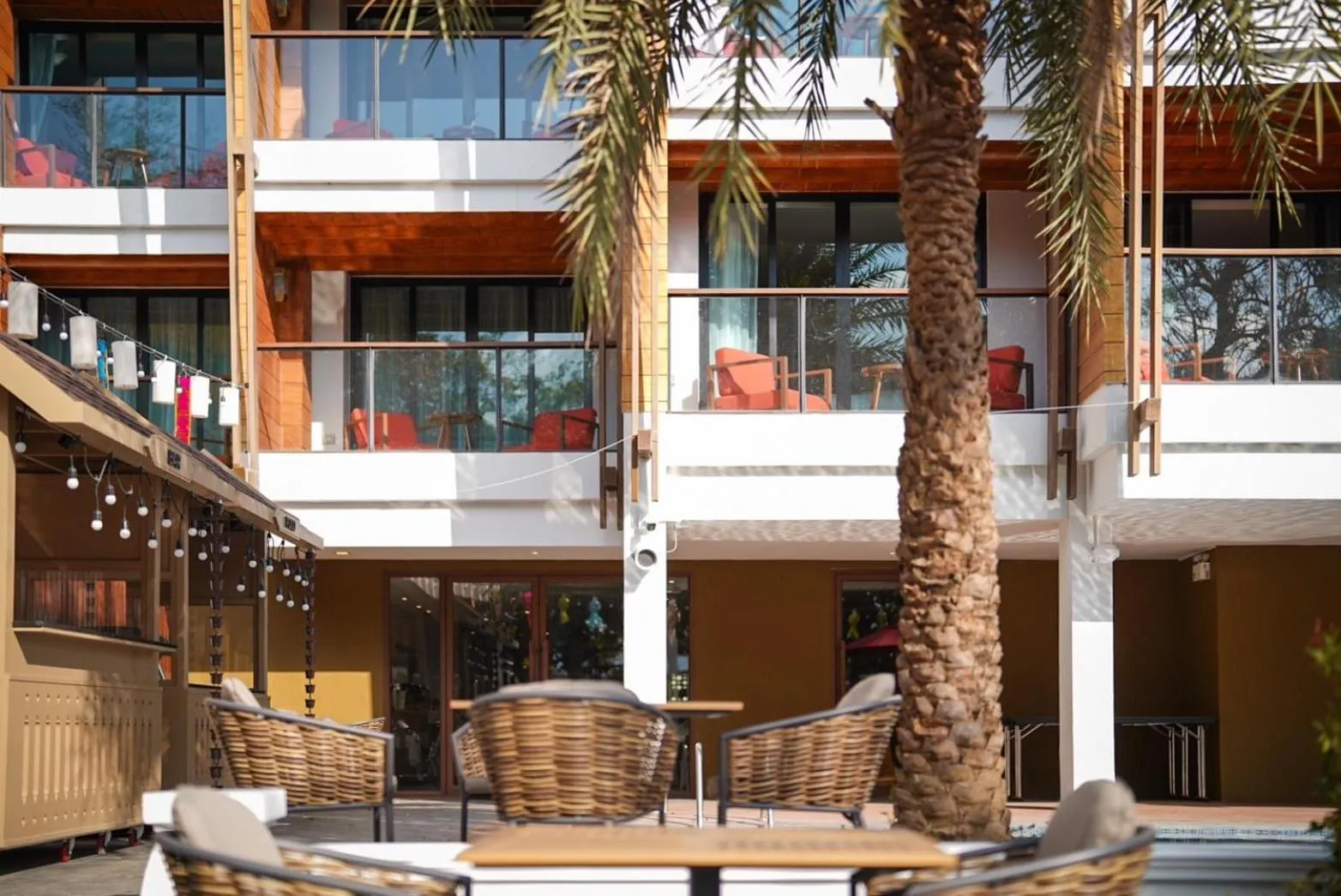 Balcony/Terrace in March Hotel & Suite Riverside