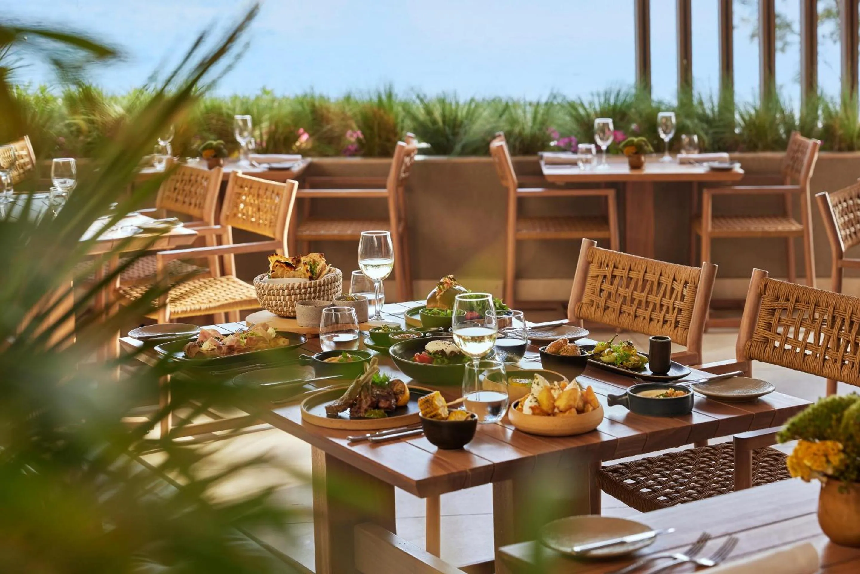 Restaurant/places to eat in Ikos Oceania