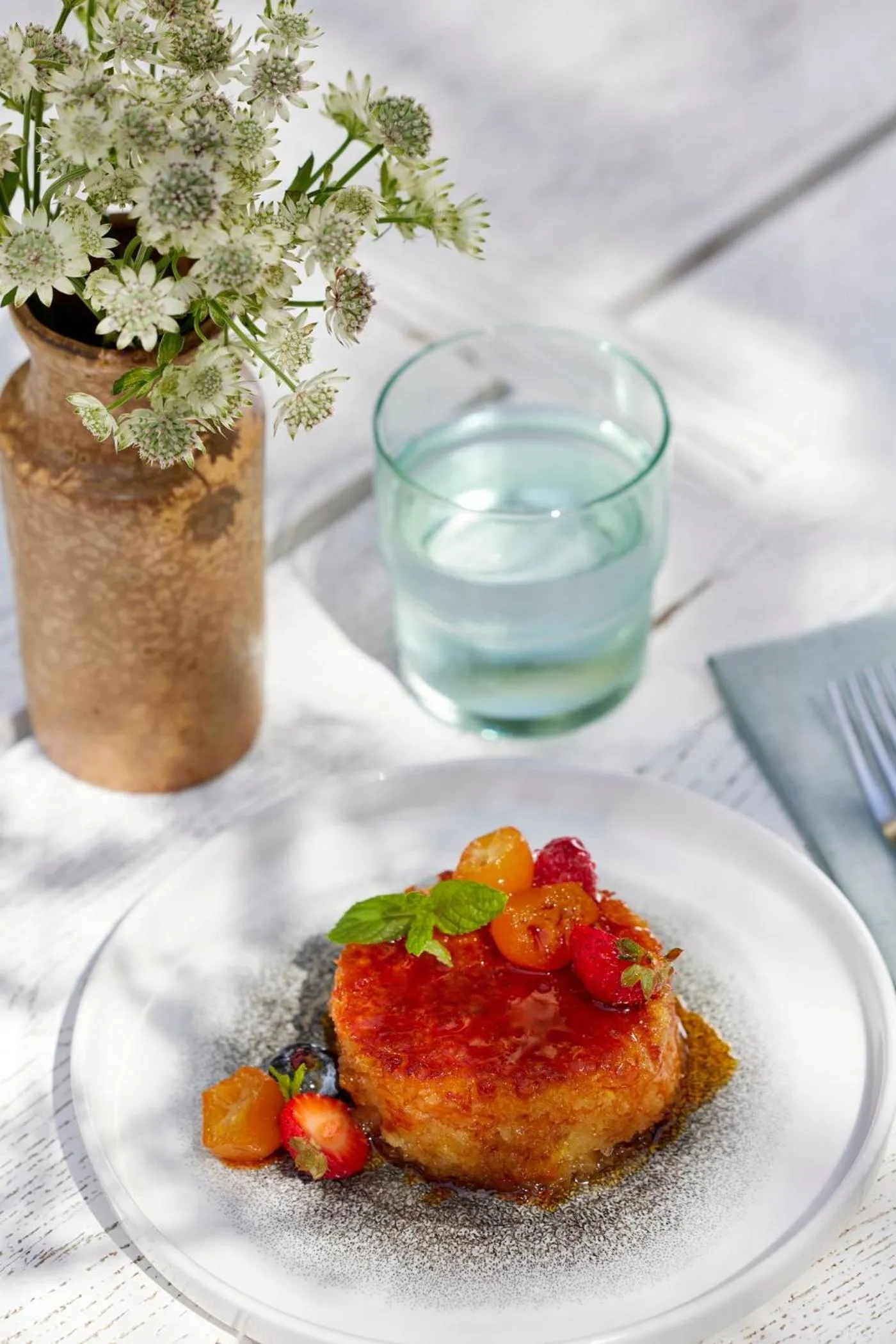 Restaurant/places to eat in Ikos Oceania