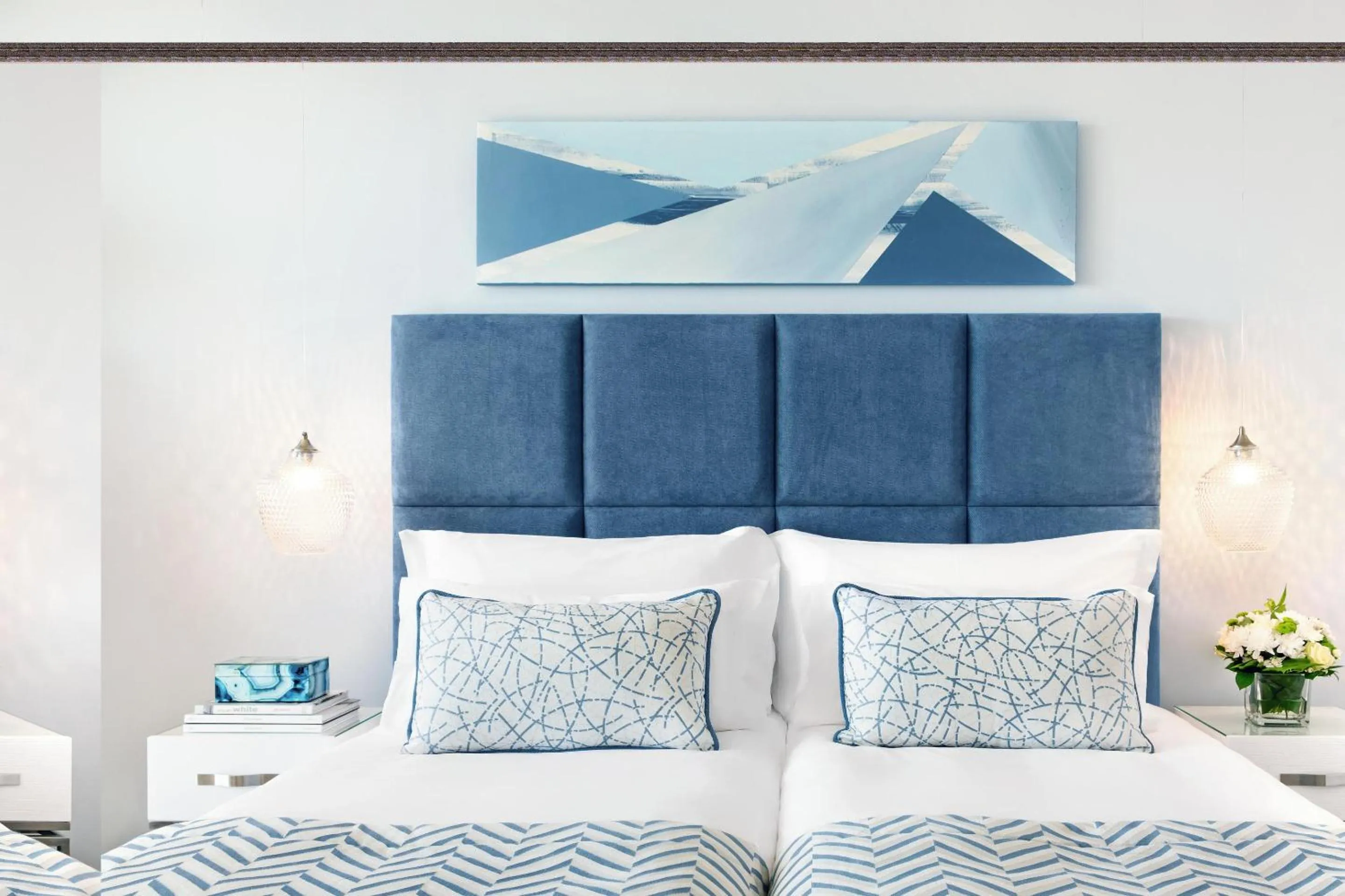 Photo of the whole room, Bed in Ikos Oceania