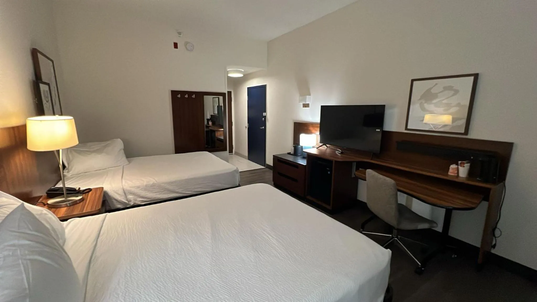 Bedroom in Rodeway Inn