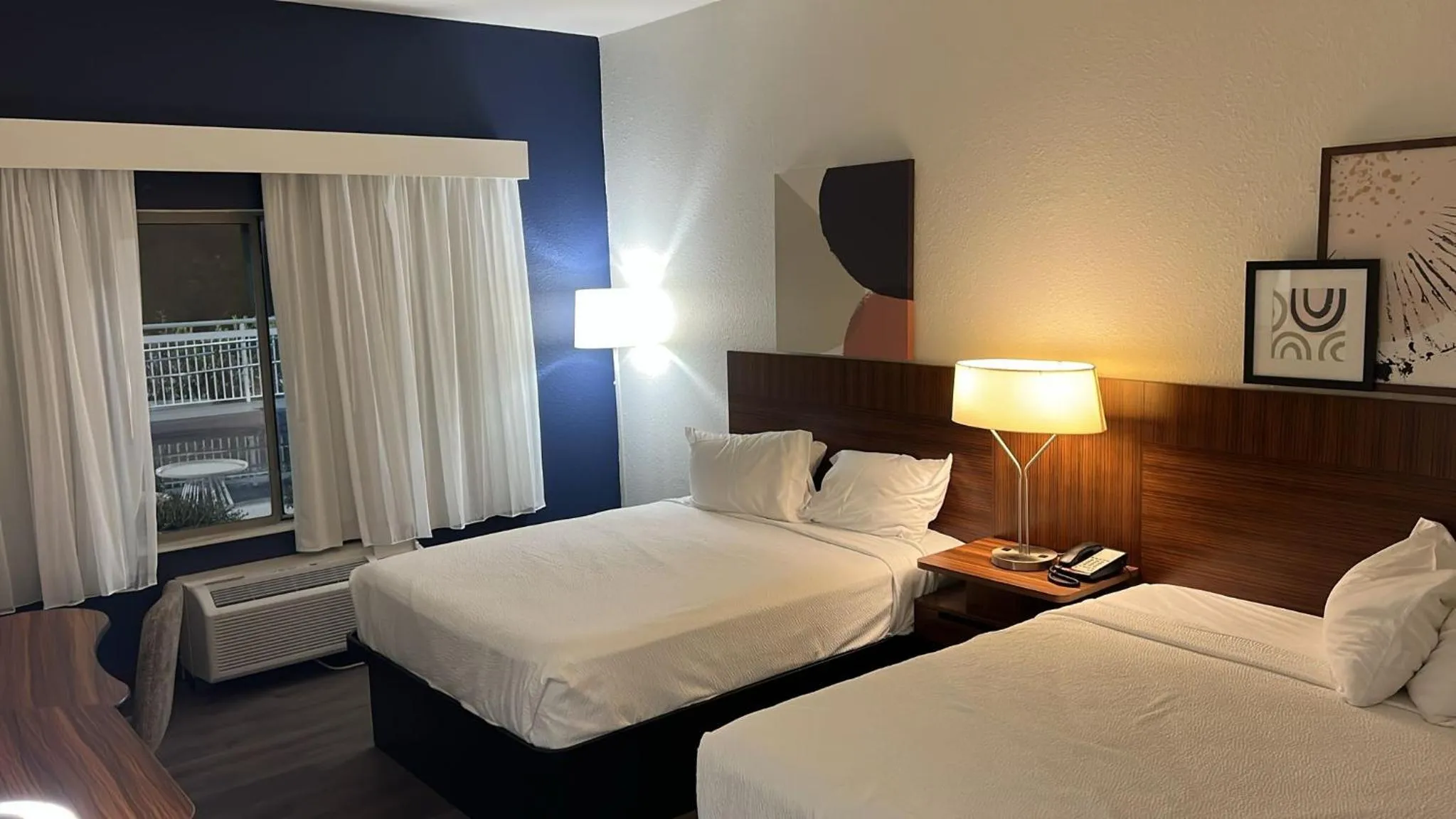 Bedroom in Rodeway Inn