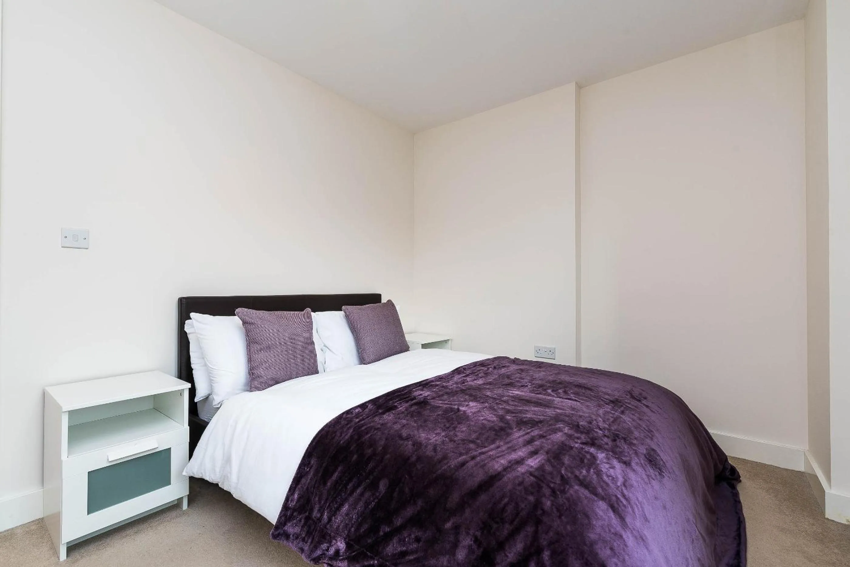 Bedroom, Bed in Greenwich House