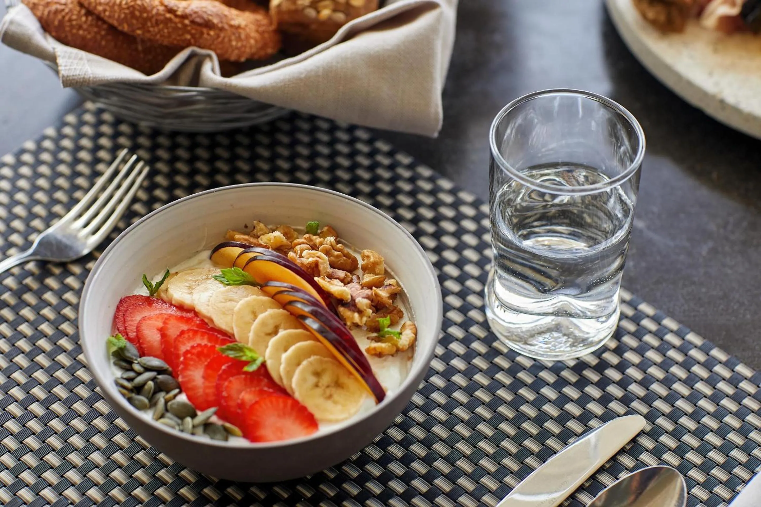 Restaurant/places to eat in Sani Club