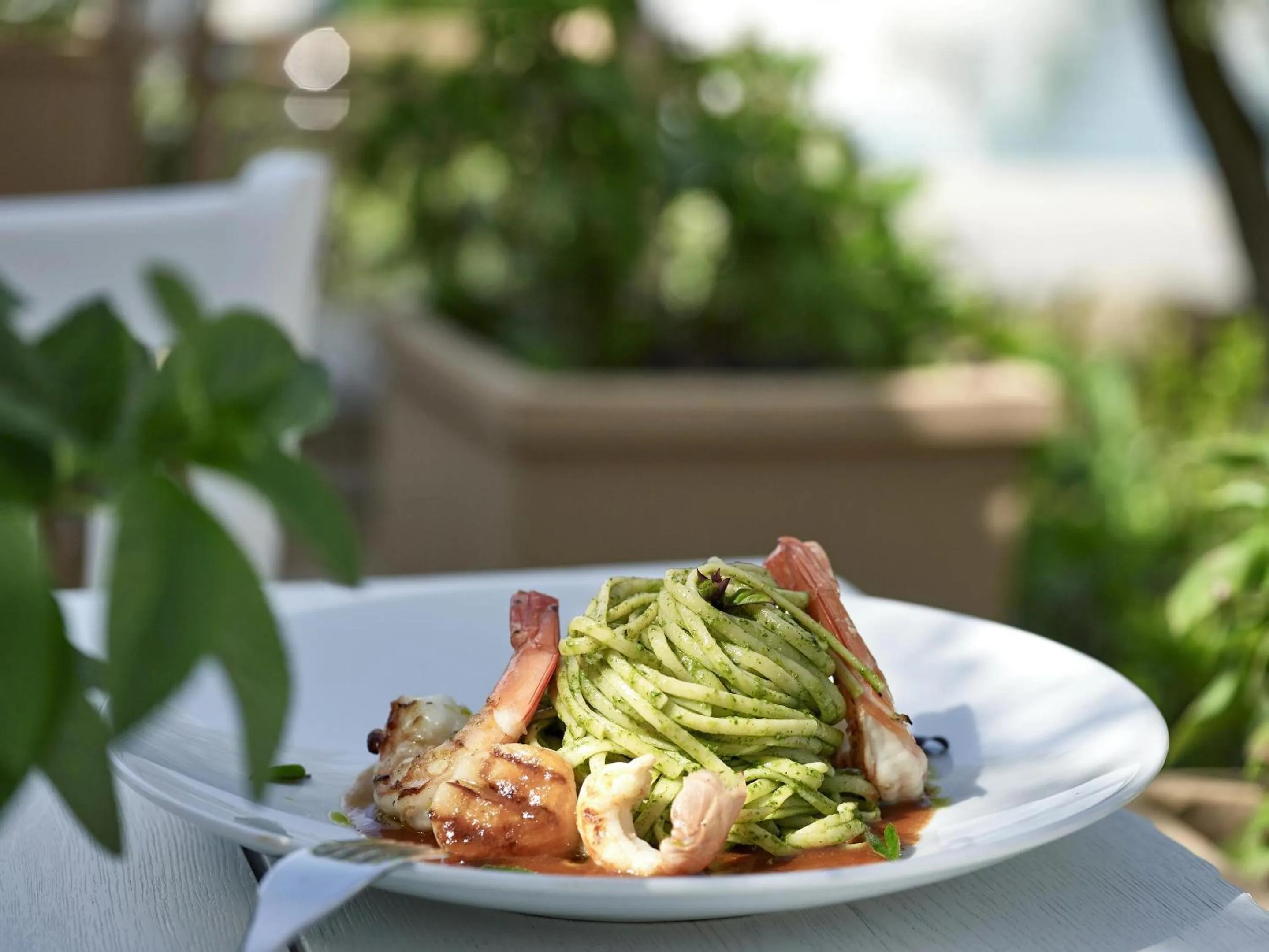 Restaurant/places to eat in Sani Club