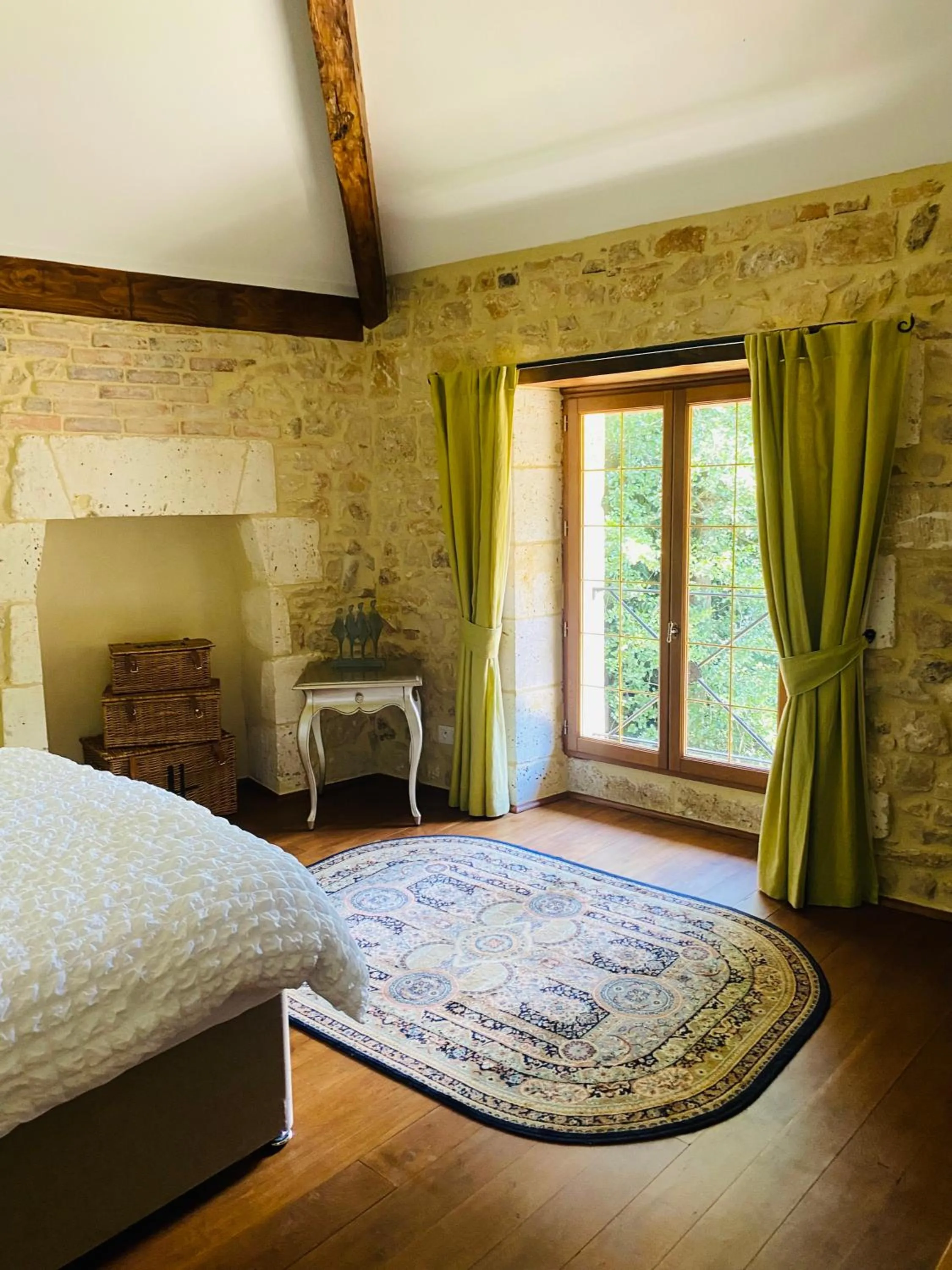 Bedroom, Bed in Moulin du Fontcourt