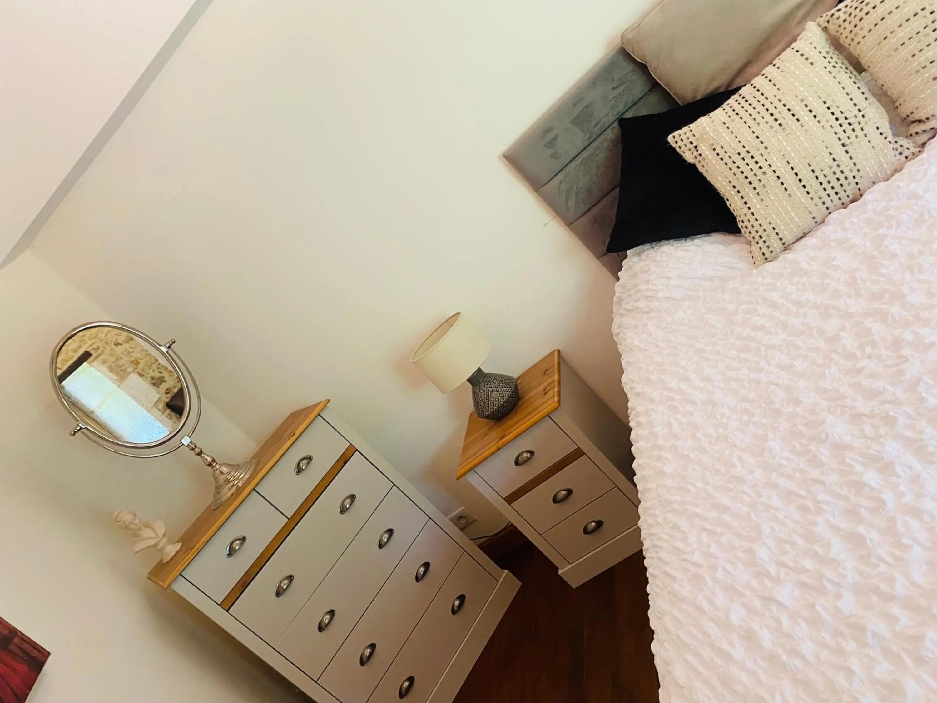 Bedroom, Bed in Moulin du Fontcourt