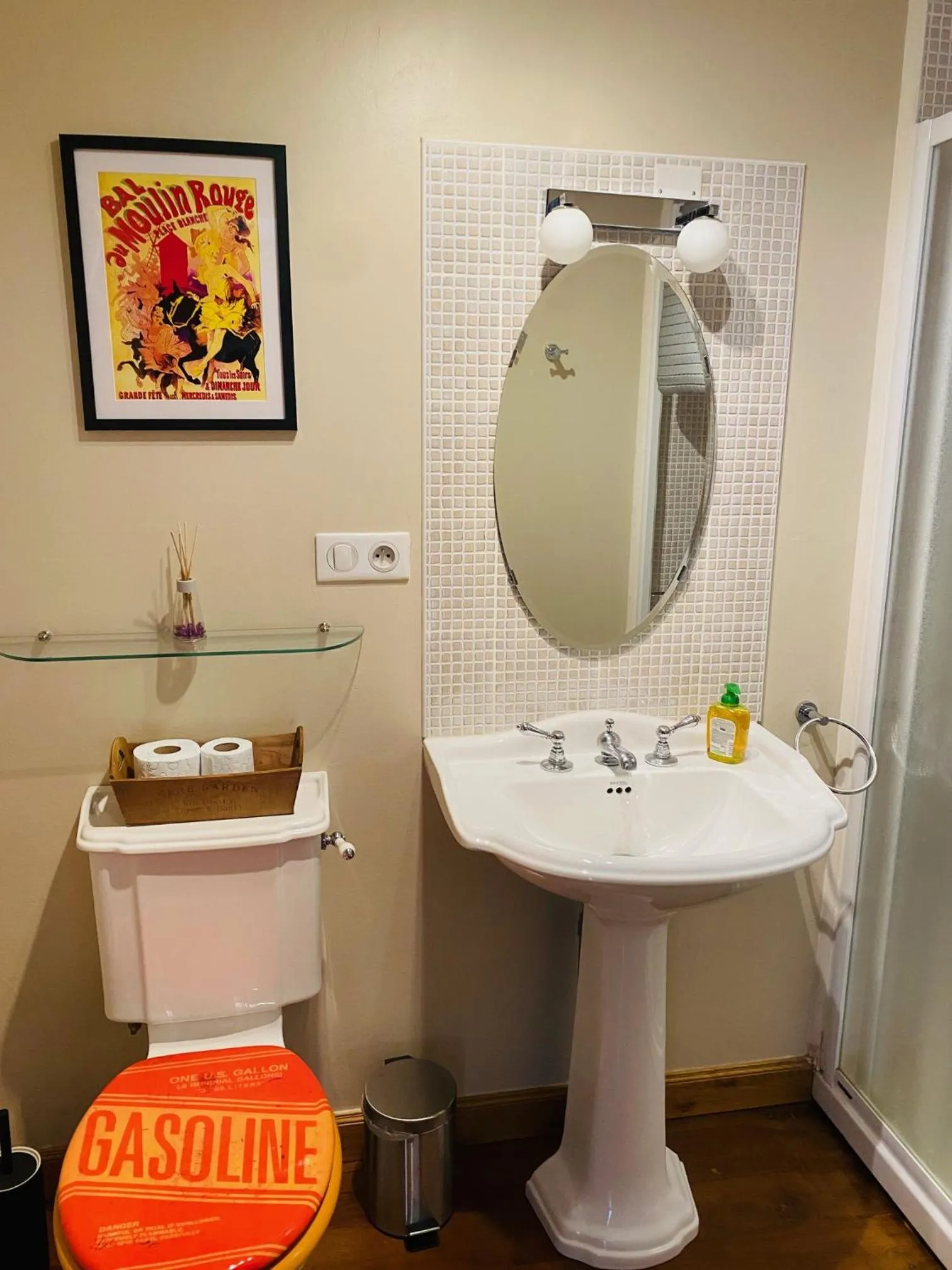 Bathroom in Moulin du Fontcourt