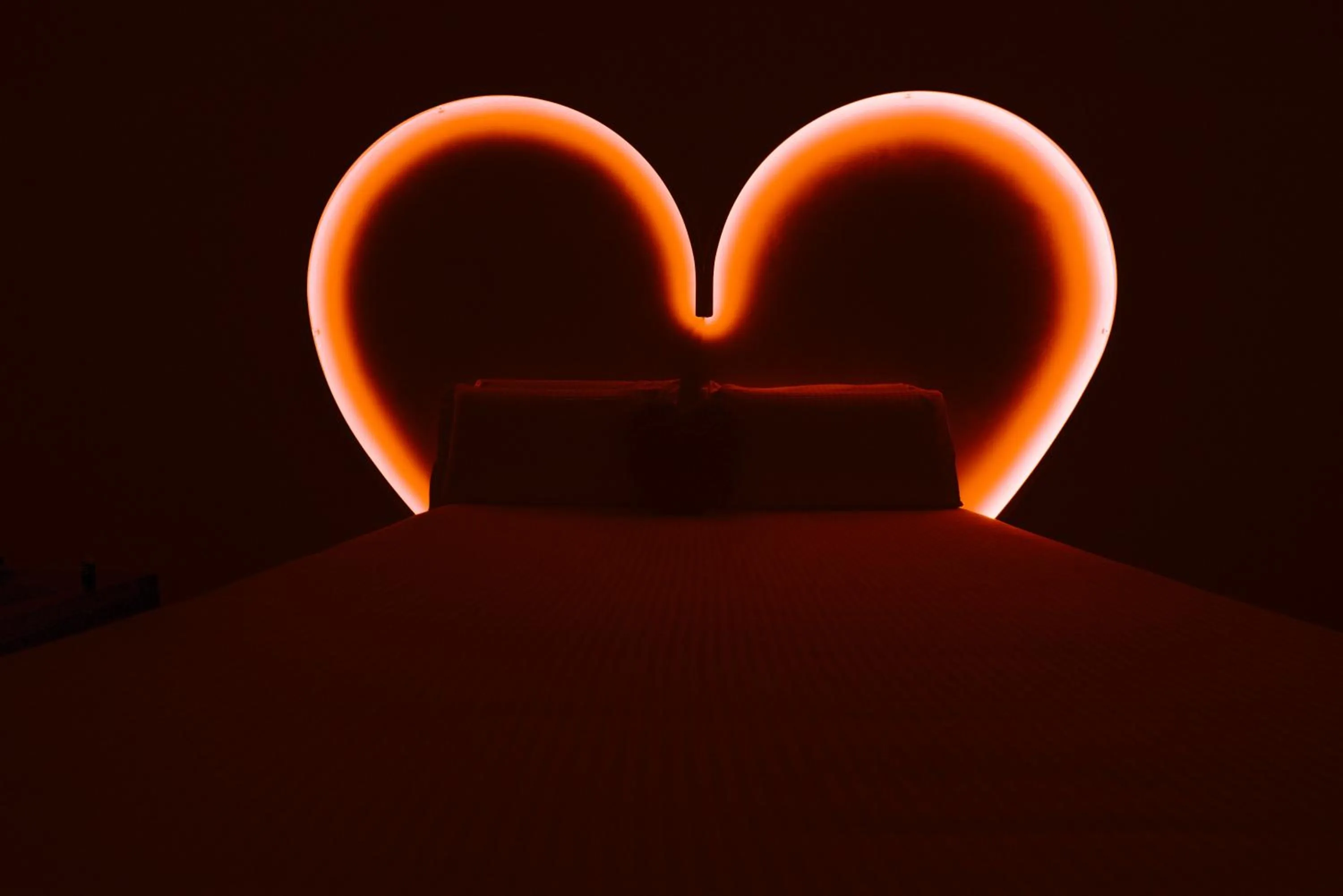 Bedroom in Magenta Campo dei Fiori